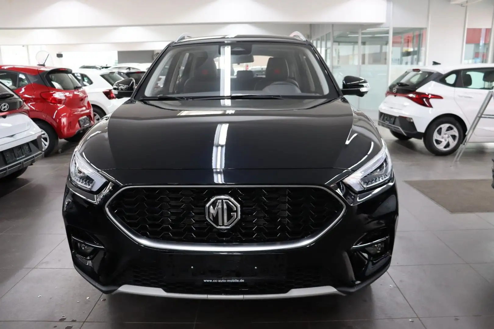 MG ZS 1.5 Luxury Leder SHZ Navi 360° Virtual SOFORT Noir - 2