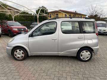 Toyota Yaris Verso 1.3 Sol