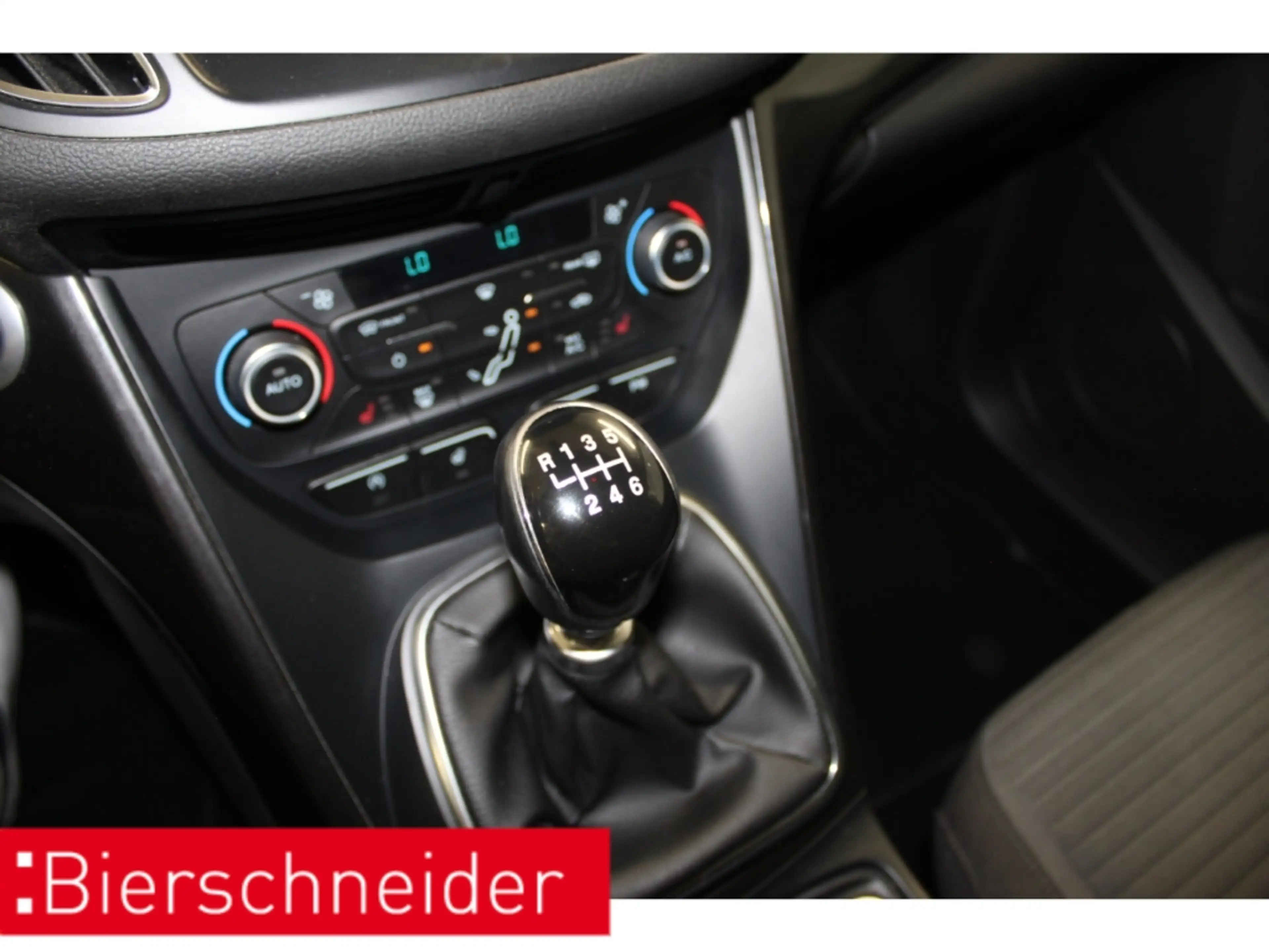 Ford Grand C-Max 1.5 EcoBoost Titanium 16 7SITZE SHZ PDC — photo 6