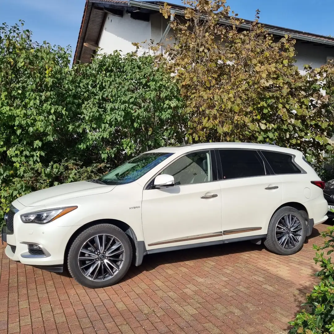 Infiniti QX70 3.7 AWD Aut. Ultimate Fehér - 2