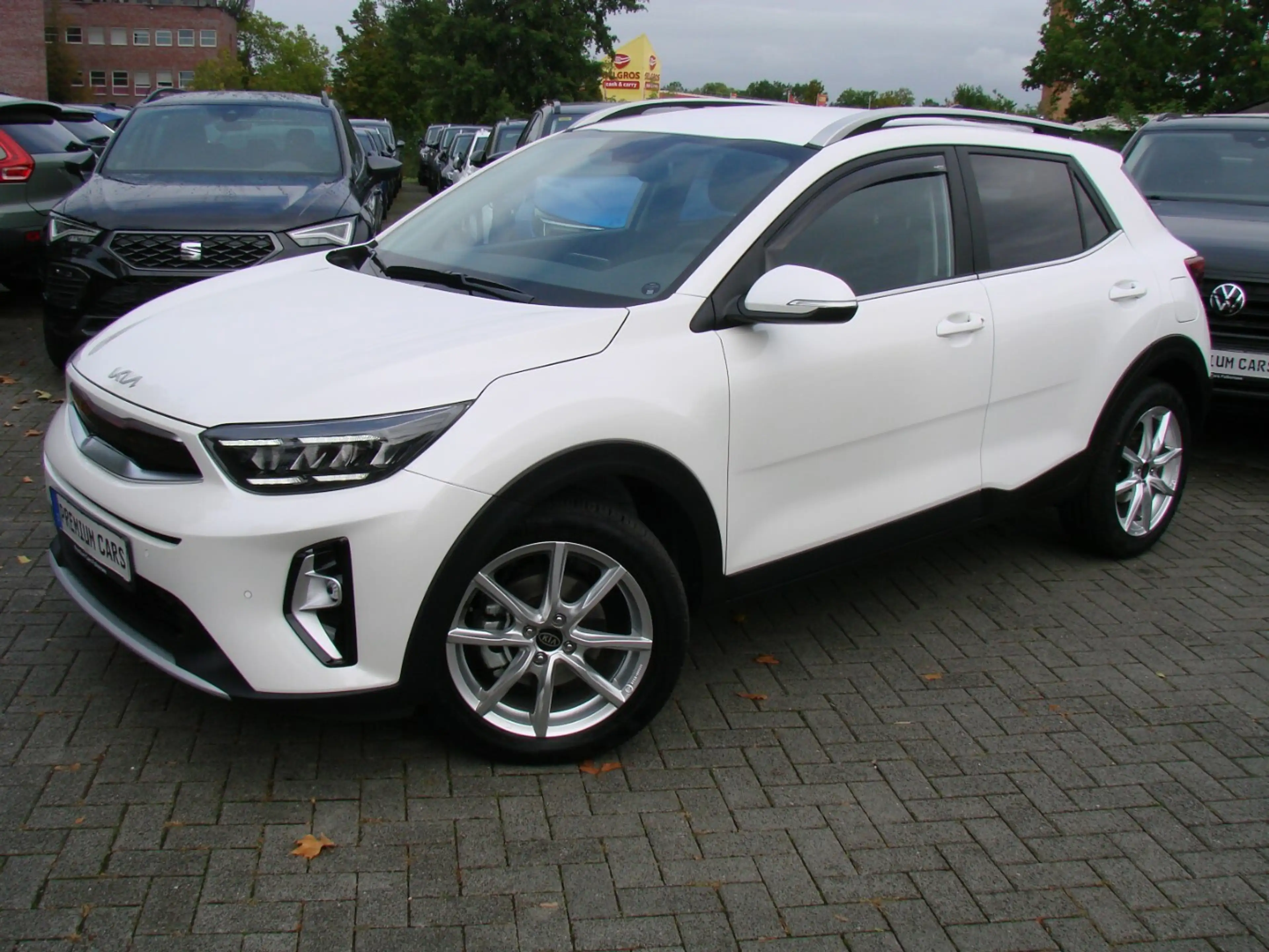 Kia Stonic 1.0 T-GDI Mild-Hybrid Nightline Edition LED ACC — photo 8