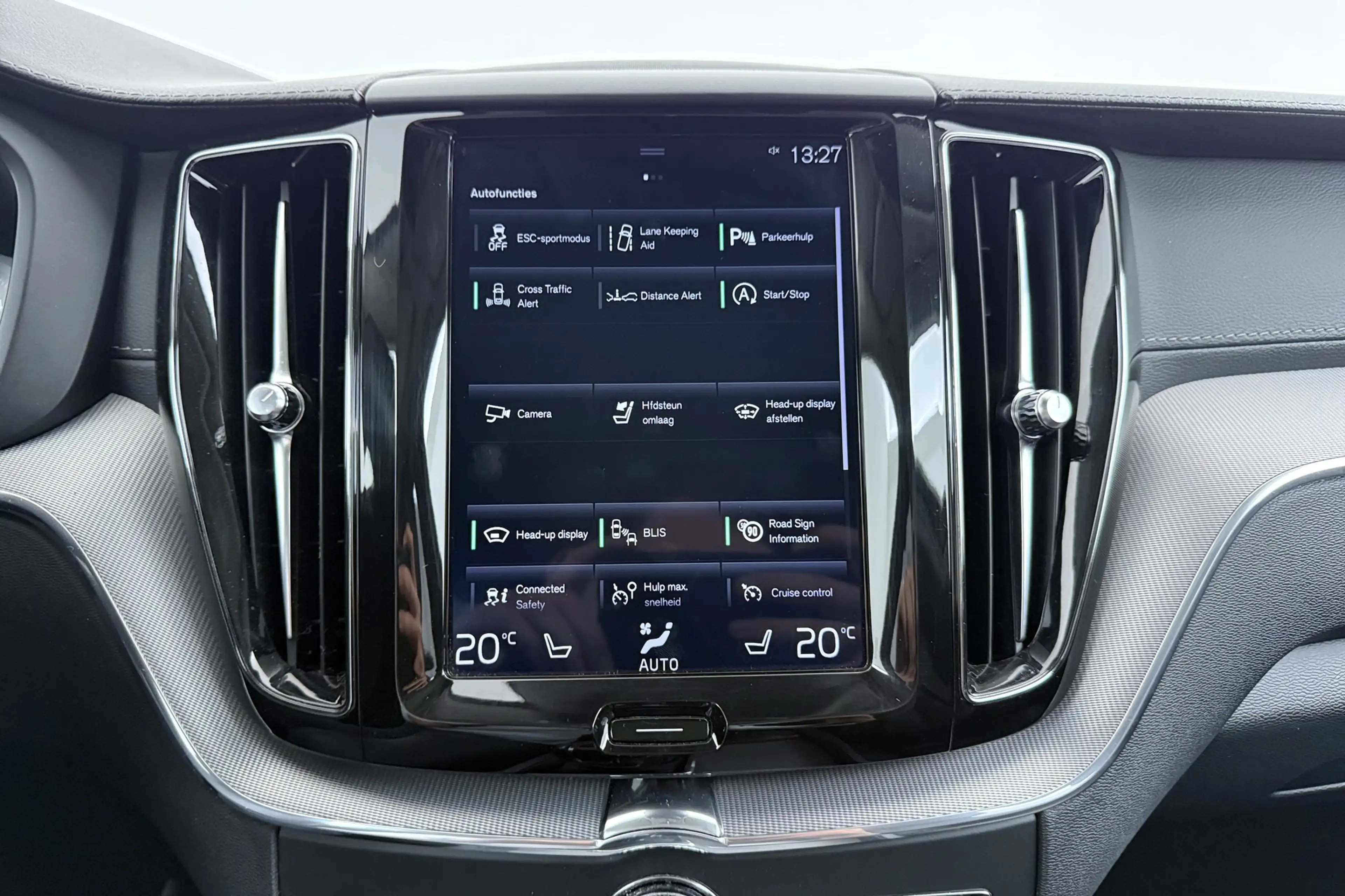 Volvo XC60 2.0 D4 AWD Inscription | Trekhaak | Panoramadak | — photo 29