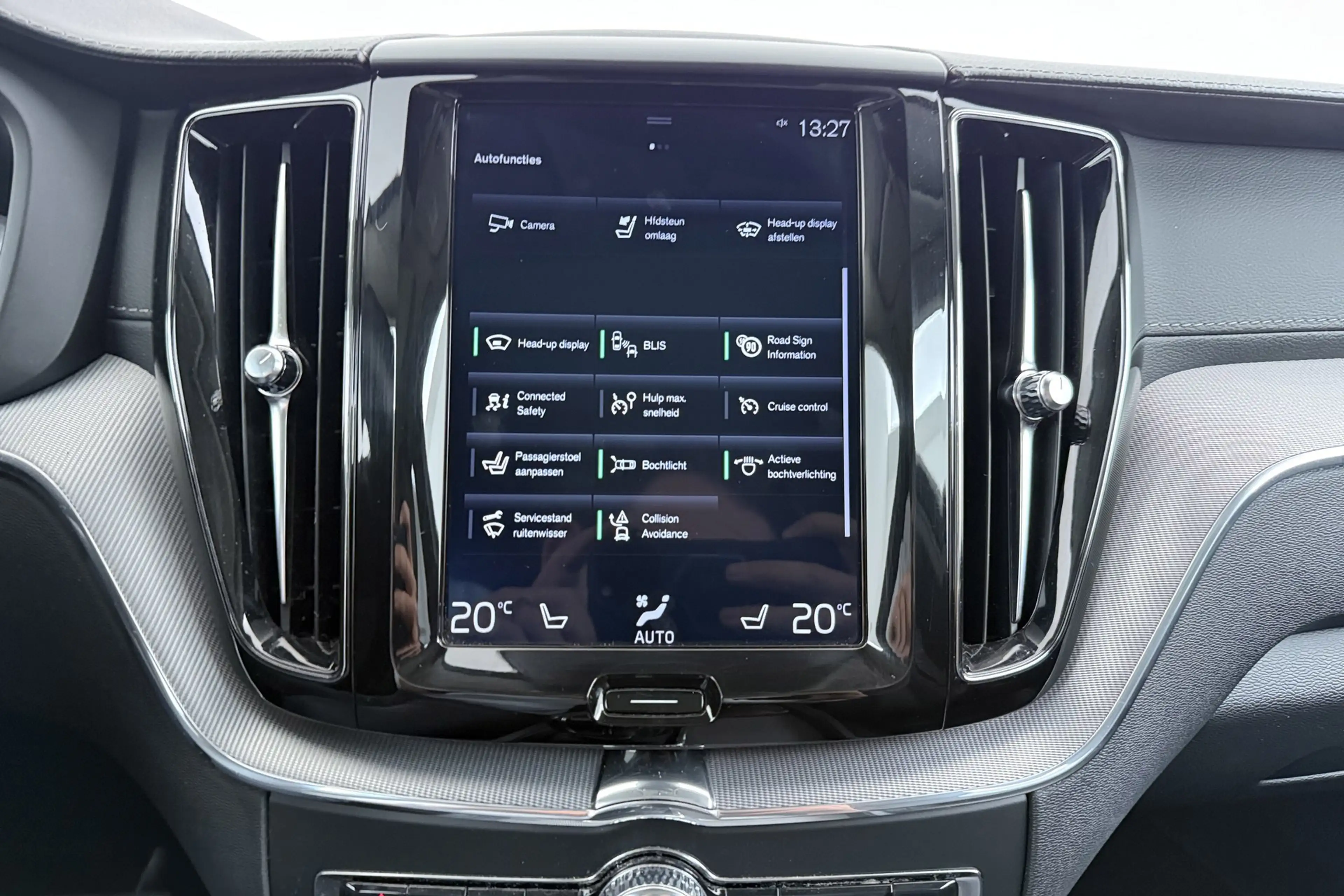 Volvo XC60 2.0 D4 AWD Inscription | Trekhaak | Panoramadak | — photo 30