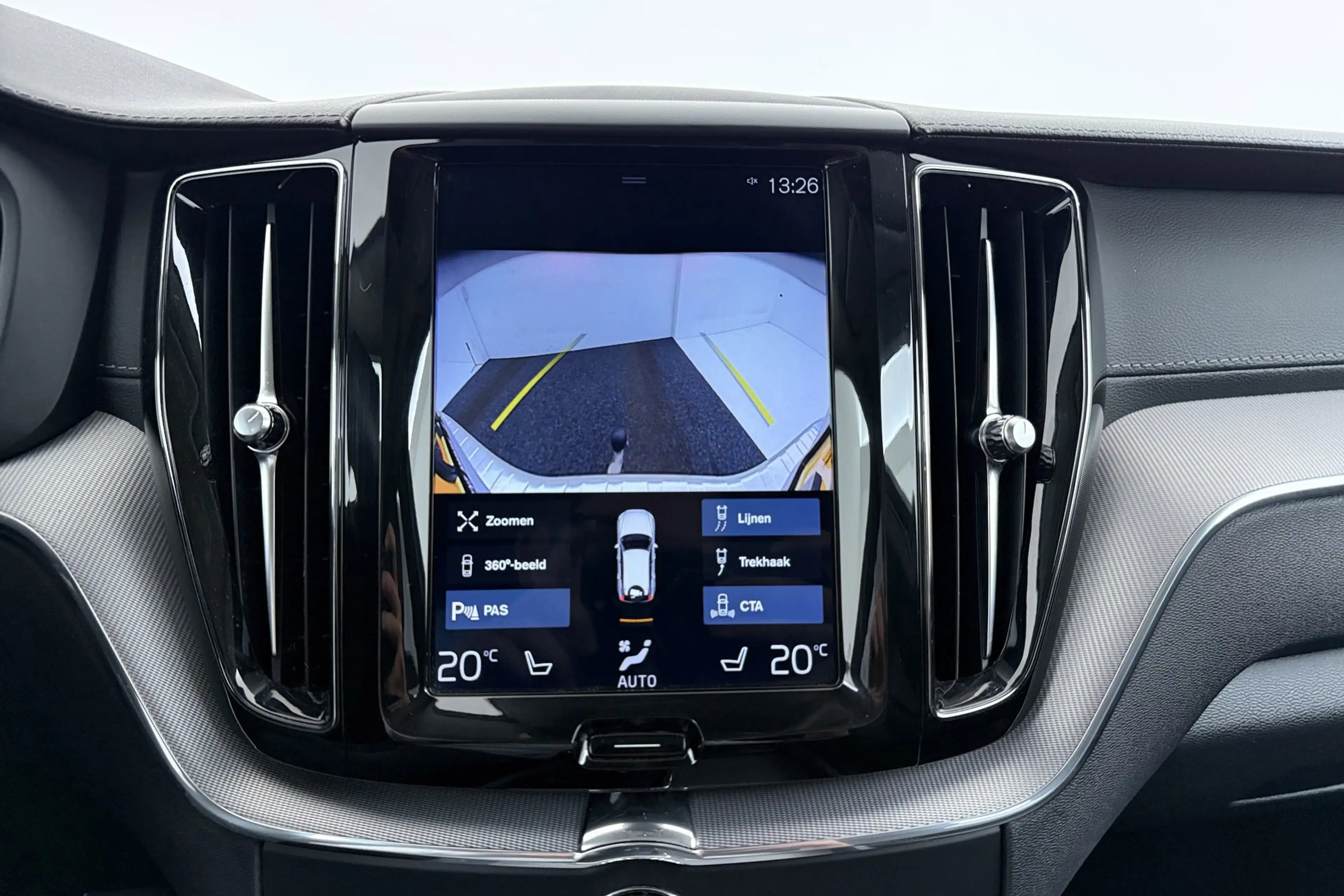 Volvo XC60 2.0 D4 AWD Inscription | Trekhaak | Panoramadak | — photo 24