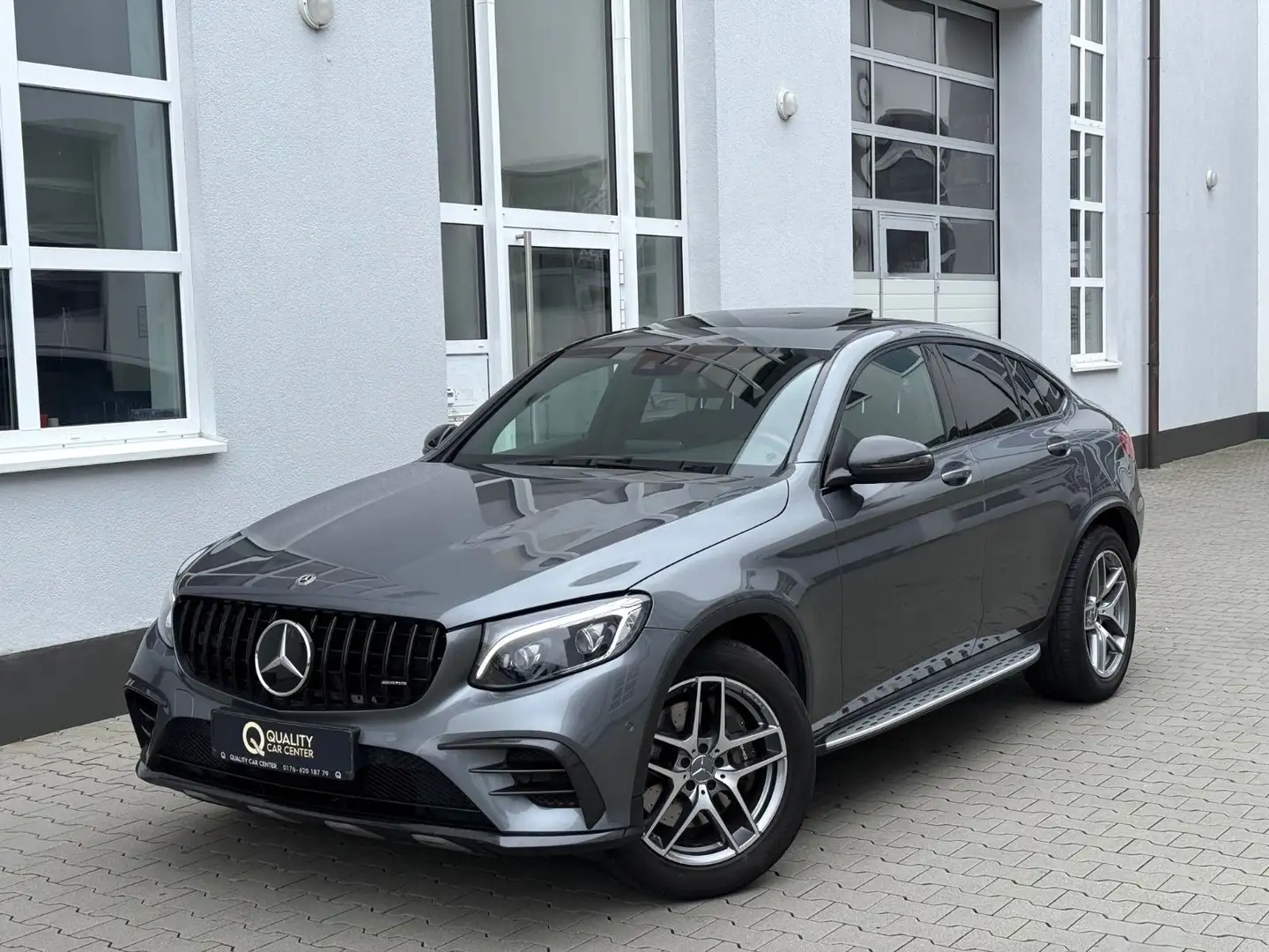 Mercedes-Benz GLC 250 4Matic Coupe AMG *SHD*DISTR+*KAME*TOT* Grau - 2
