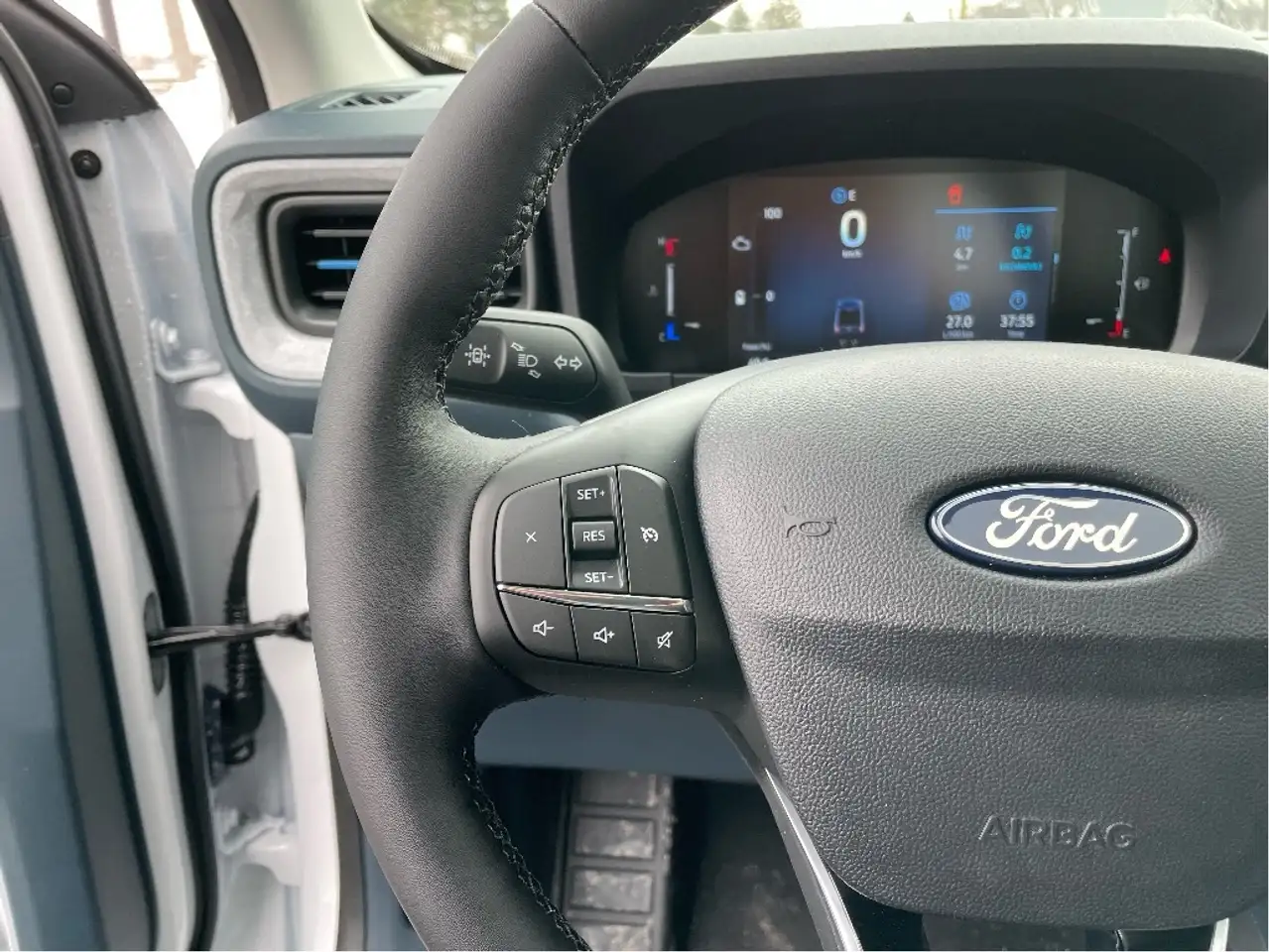 Ford Maverick снимка Ford Maverick