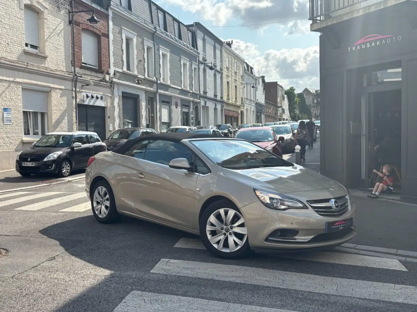 Opel Cascada 1.4 Turbo 140 ch Cosmo / CAMERA DE RECUL Béžová - 1