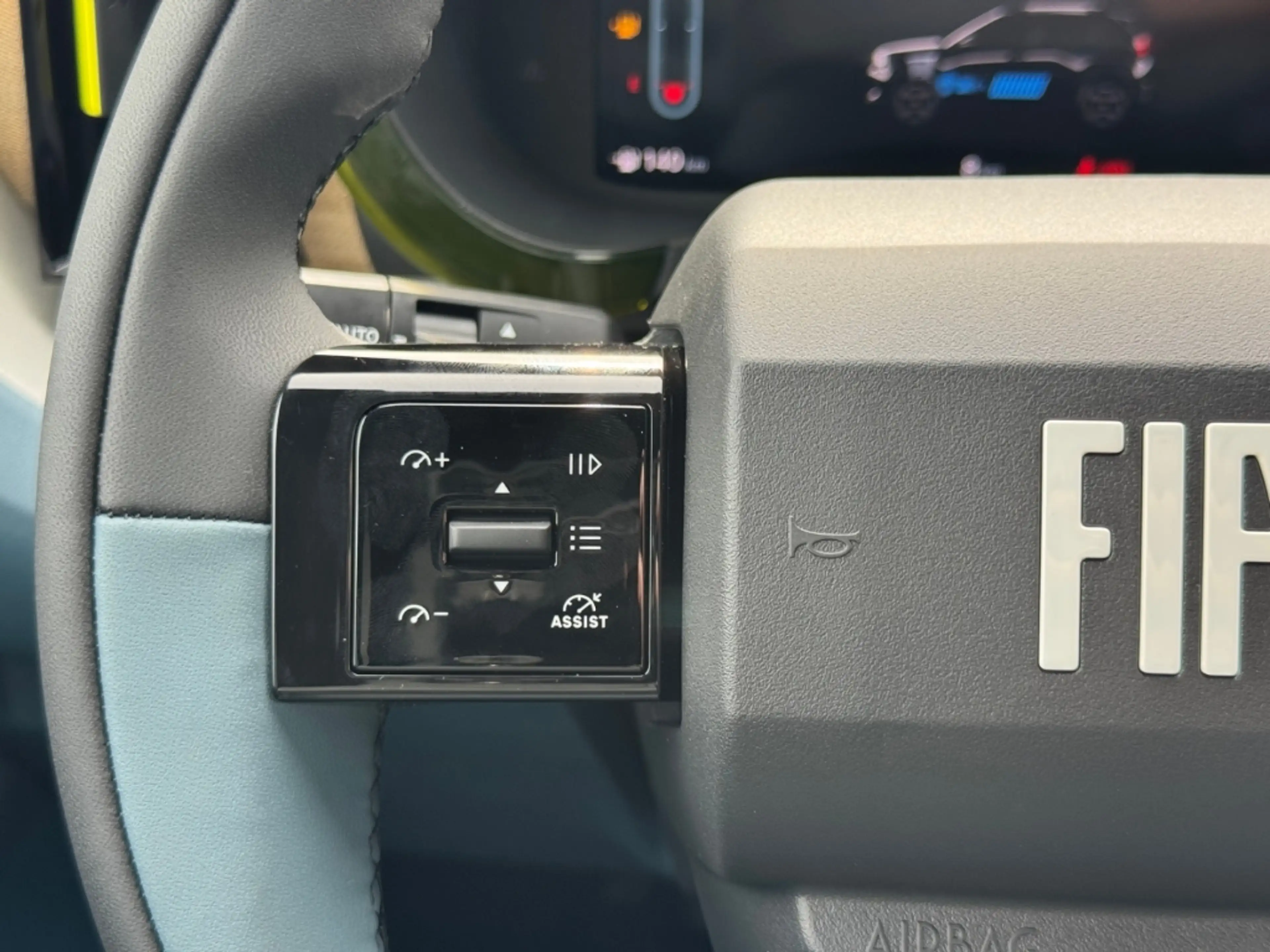 Fiat Grande Panda La Prima+AUTOMATIK+NAVI+KAMERA+CARPLAY+SHZ+KLIMA+ — photo 21