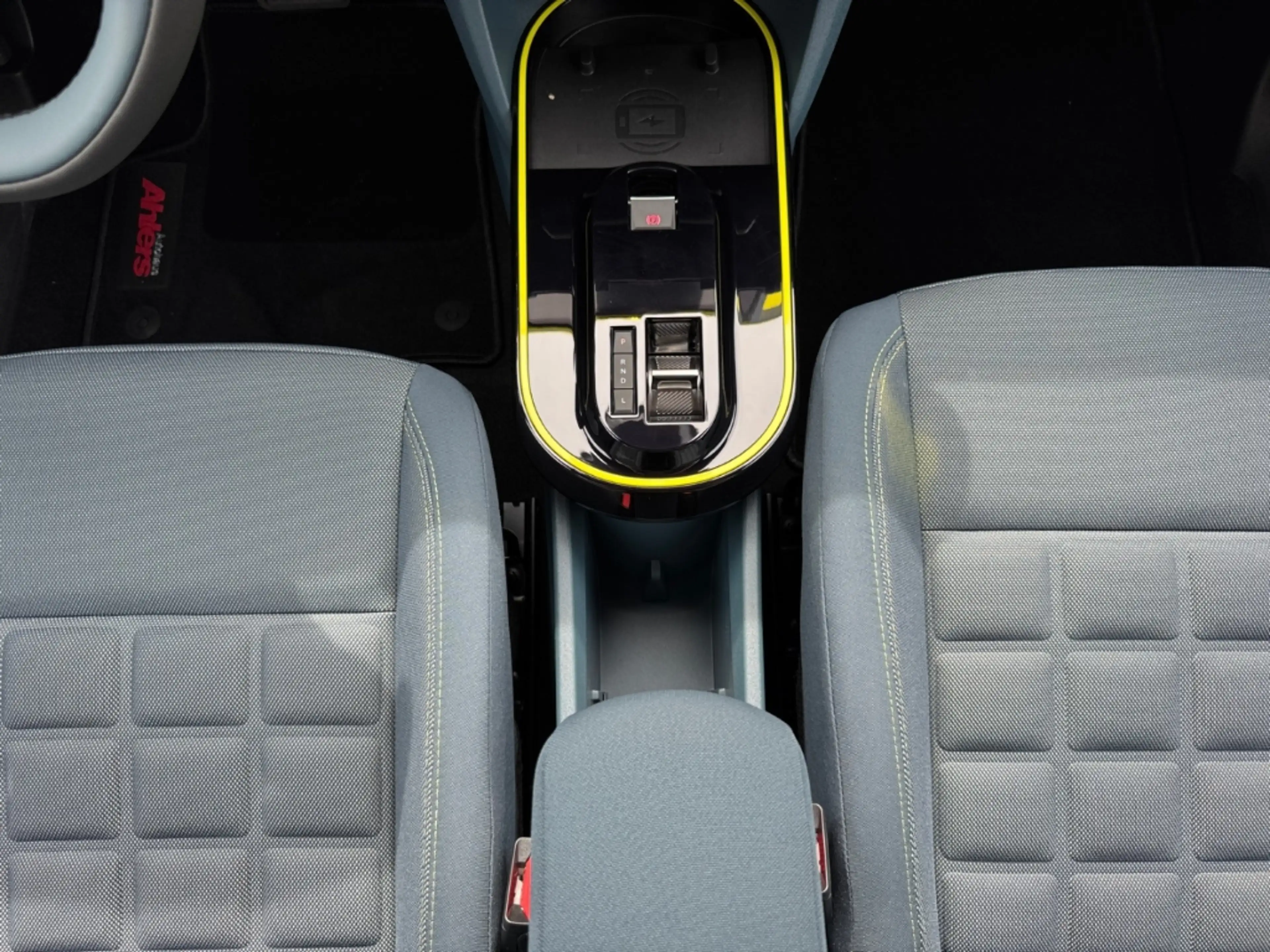 Fiat Grande Panda La Prima+AUTOMATIK+NAVI+KAMERA+CARPLAY+SHZ+KLIMA+ — photo 33