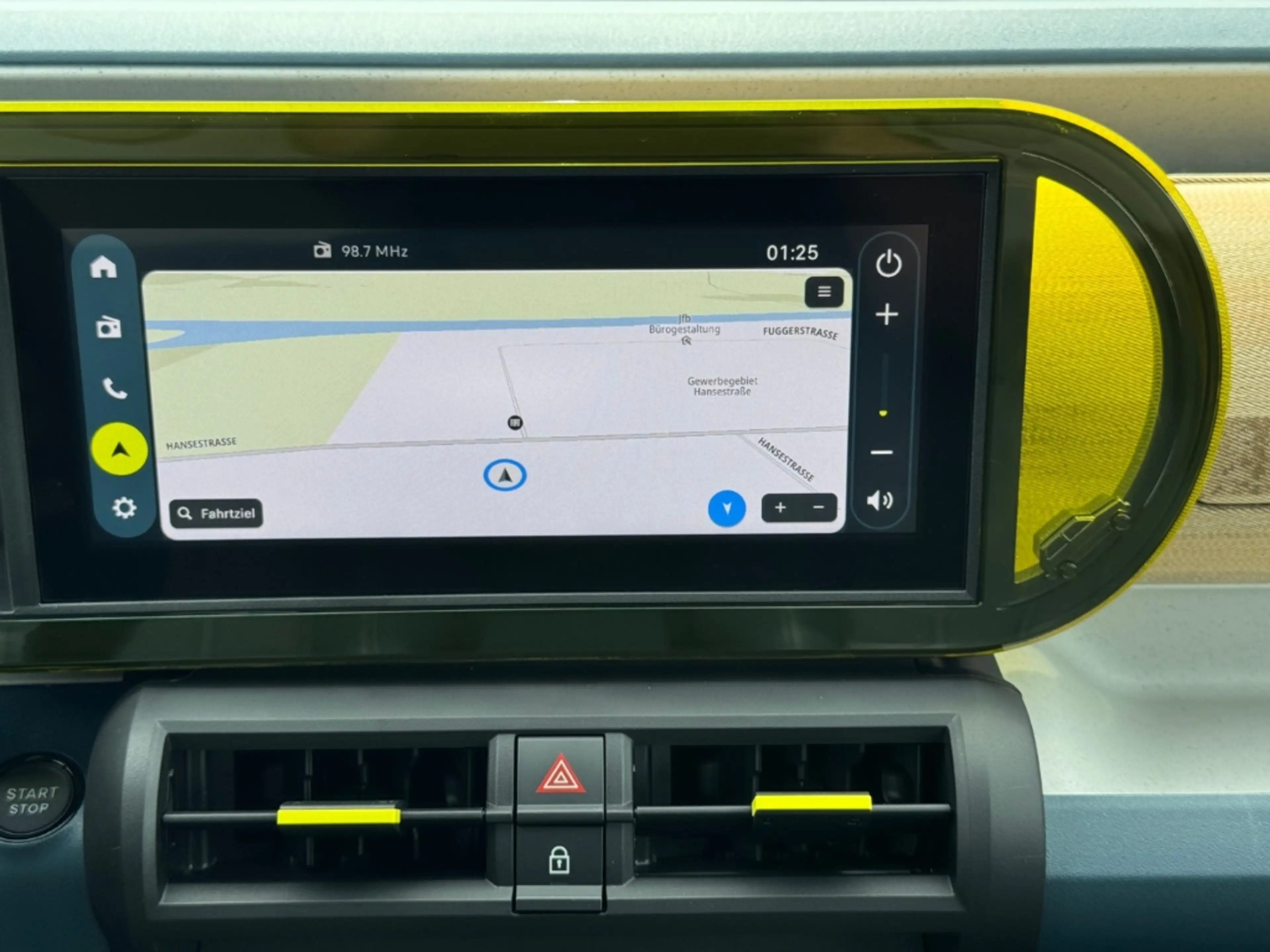 Fiat Grande Panda La Prima+AUTOMATIK+NAVI+KAMERA+CARPLAY+SHZ+KLIMA+ — photo 26