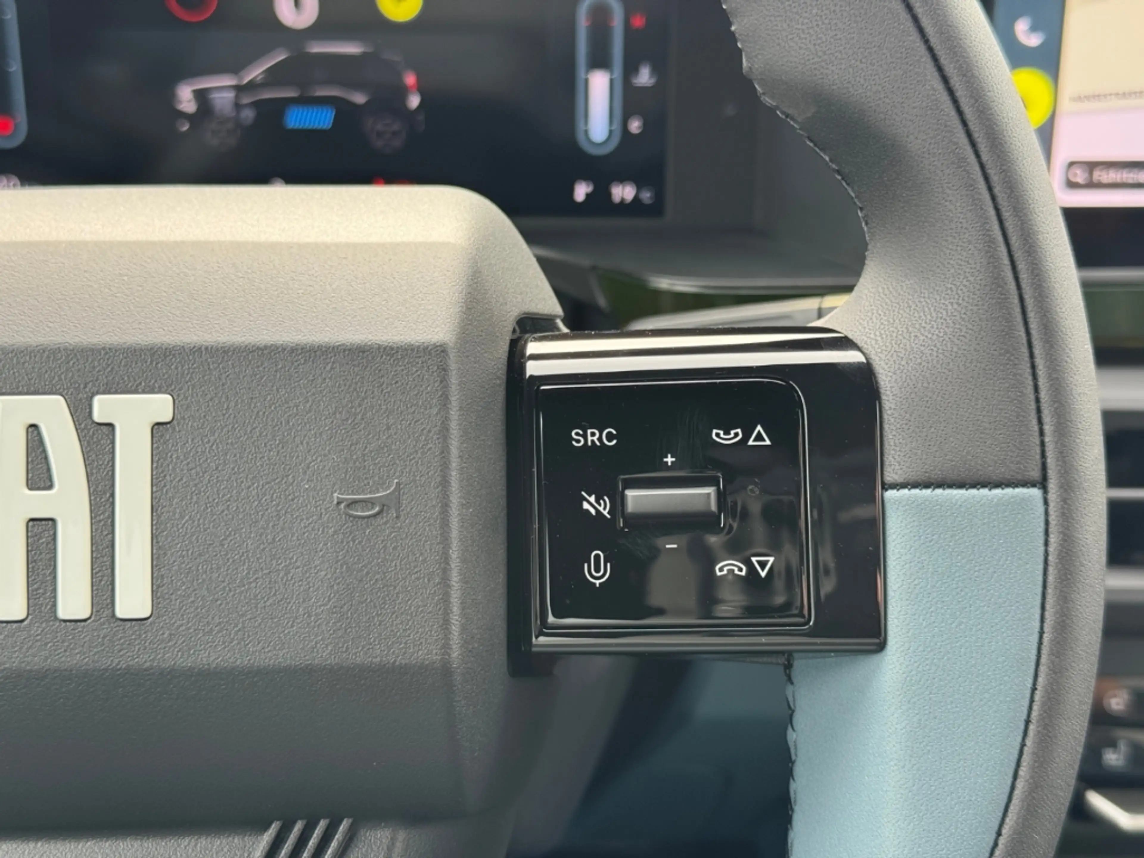 Fiat Grande Panda La Prima+AUTOMATIK+NAVI+KAMERA+CARPLAY+SHZ+KLIMA+ — photo 22