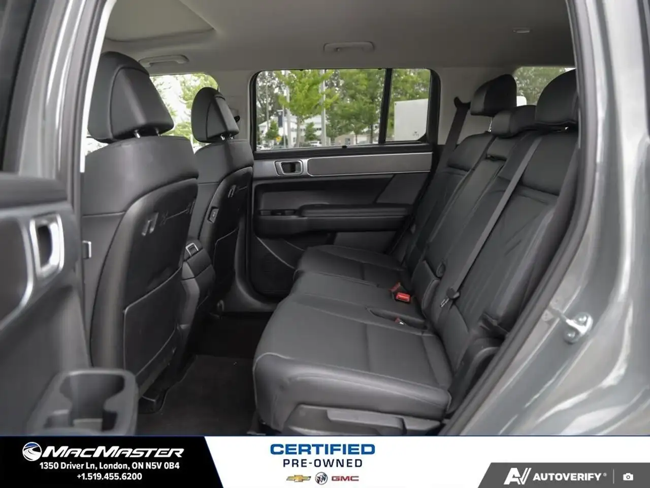 Hyundai SANTA FE photo Hyundai SANTA FE