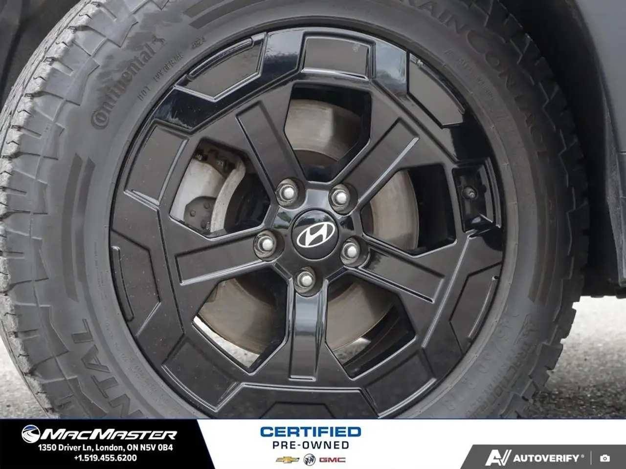Hyundai SANTA FE photo Hyundai SANTA FE