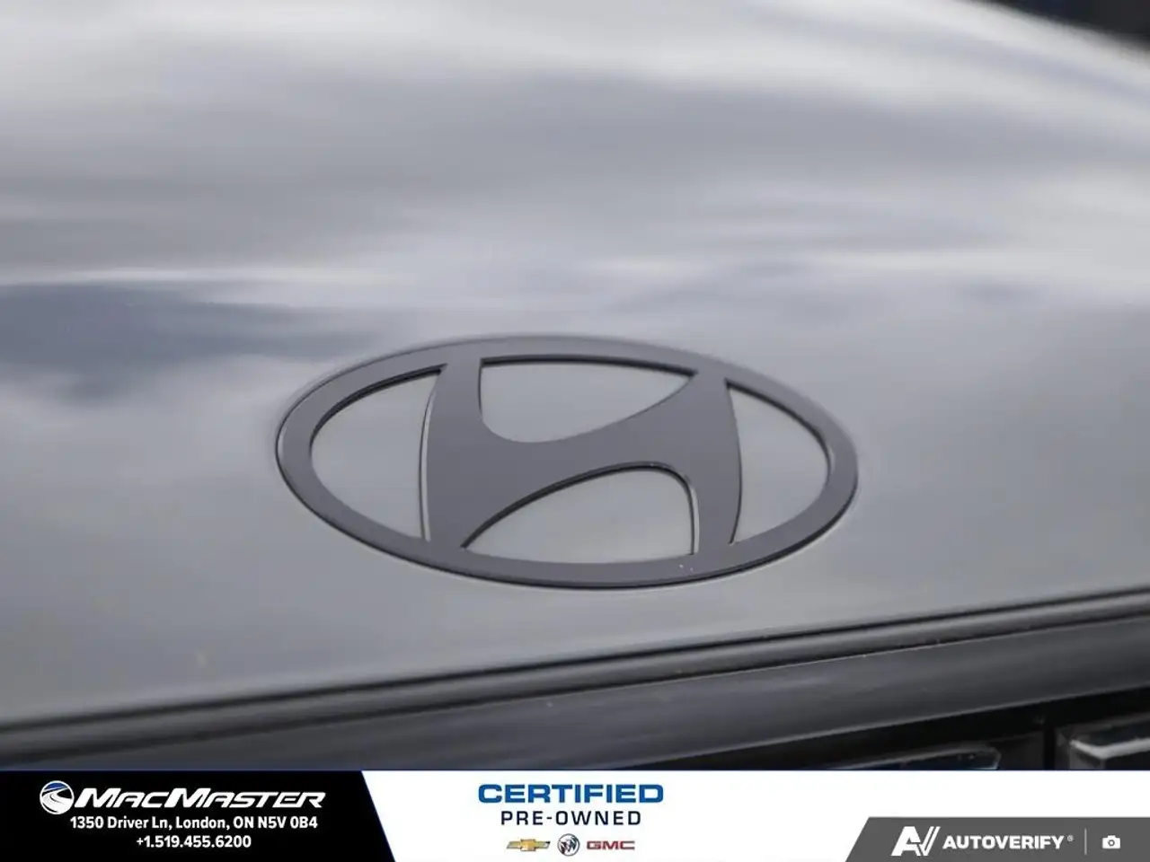 Hyundai SANTA FE photo Hyundai SANTA FE