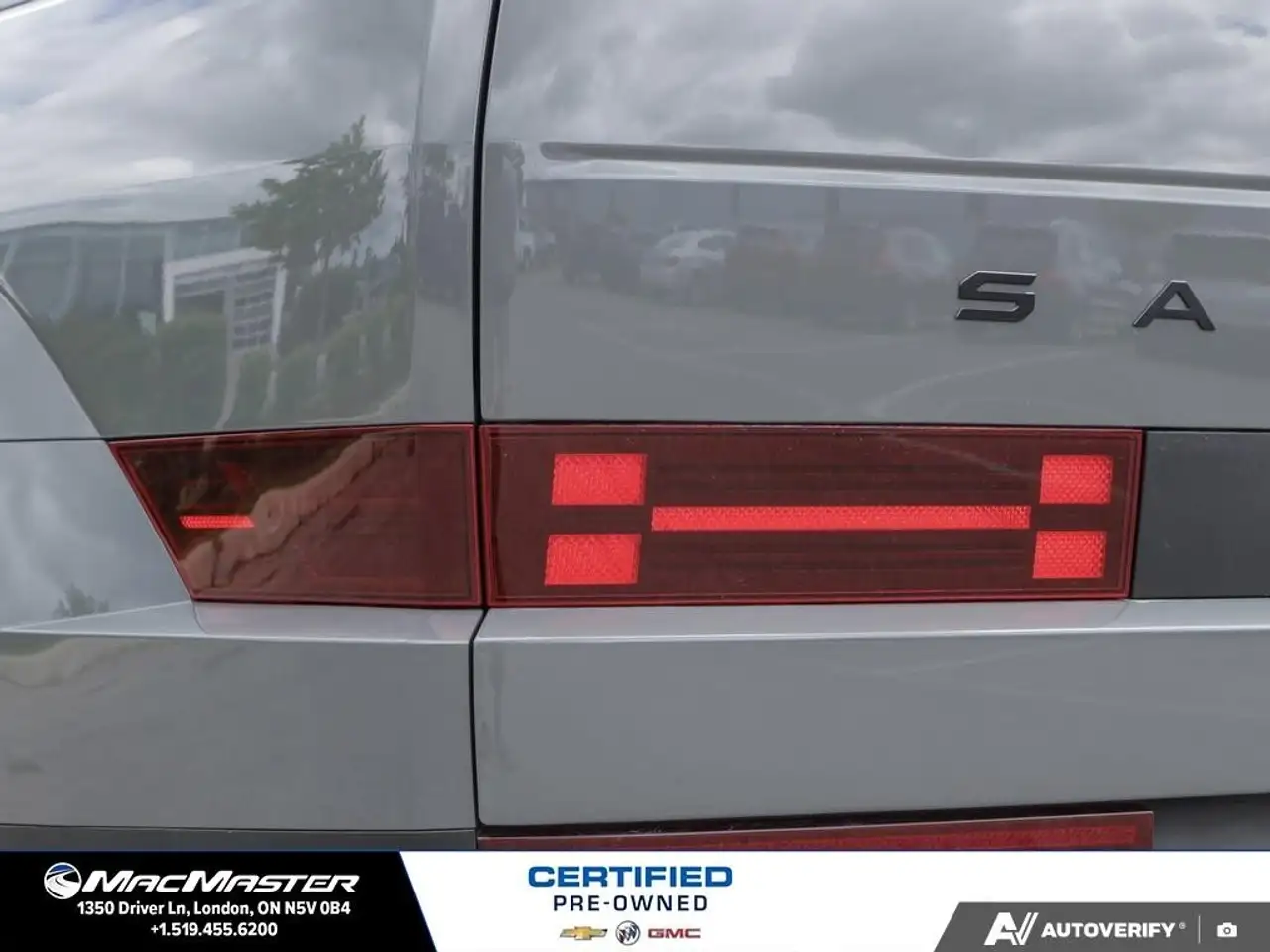 Hyundai SANTA FE photo Hyundai SANTA FE