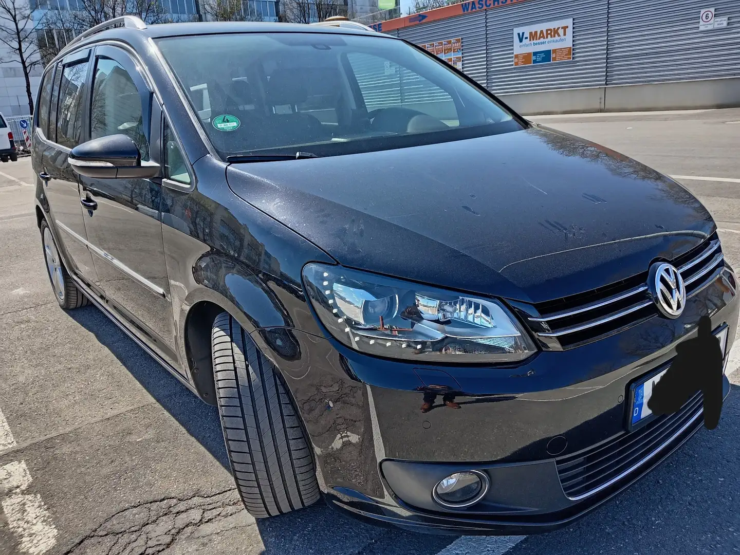 Volkswagen Touran 2.0 TDI DPF DSG Highline - 2