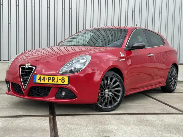 Alfa Romeo Giulietta 1.7 TBi Quadrifoglio Verde 236PK Leder - Led - Zwa