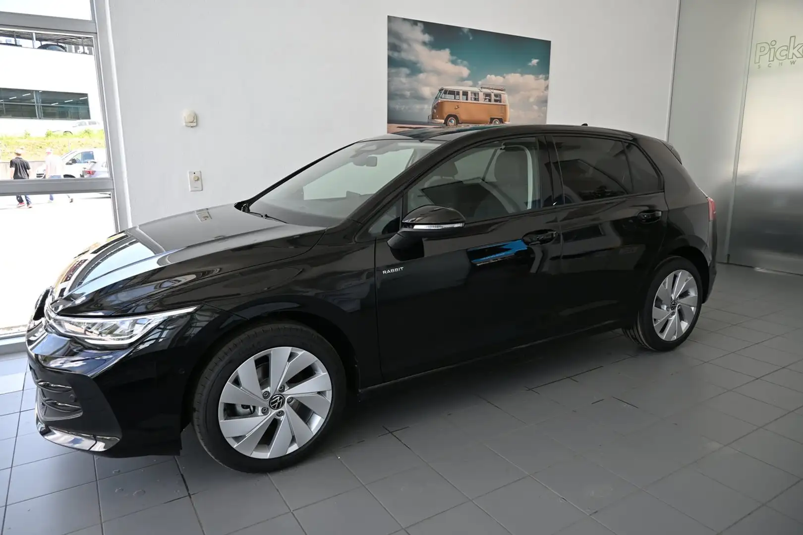 Volkswagen Golf Rabbit mHEV DSG Schwarz - 2