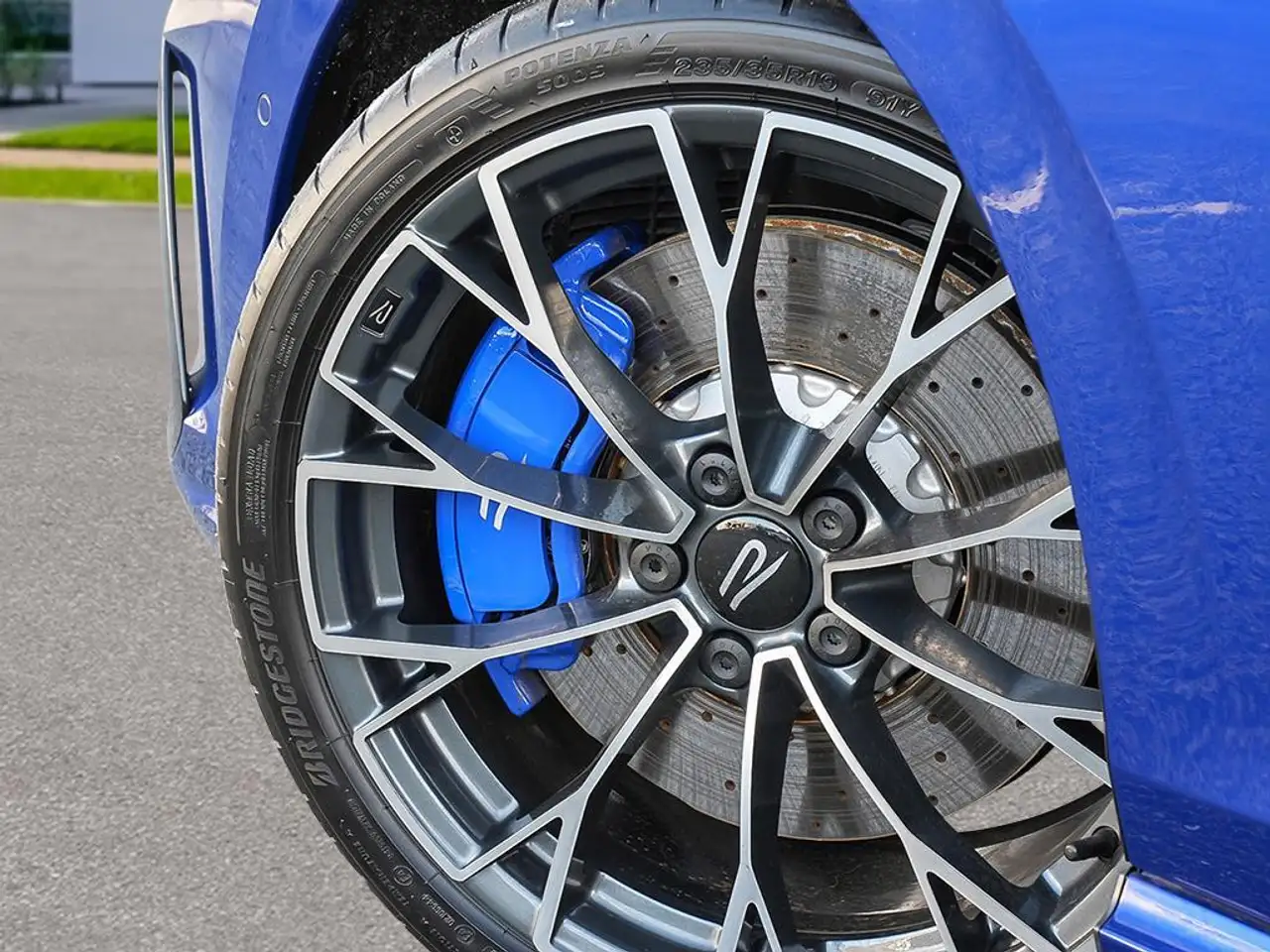 Volkswagen Golf R снимка Volkswagen Golf R