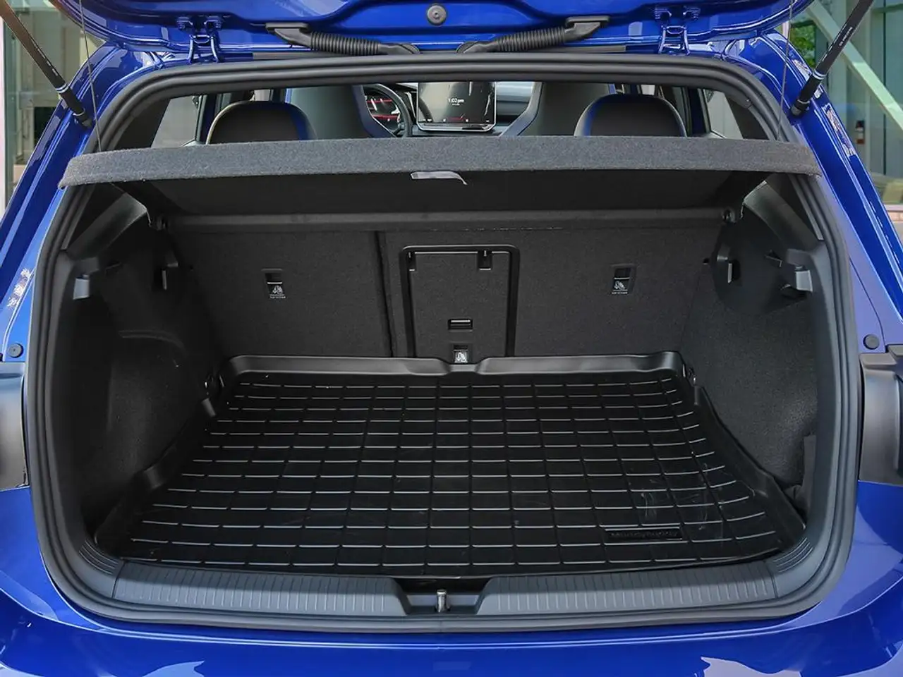 Volkswagen Golf R снимка Volkswagen Golf R