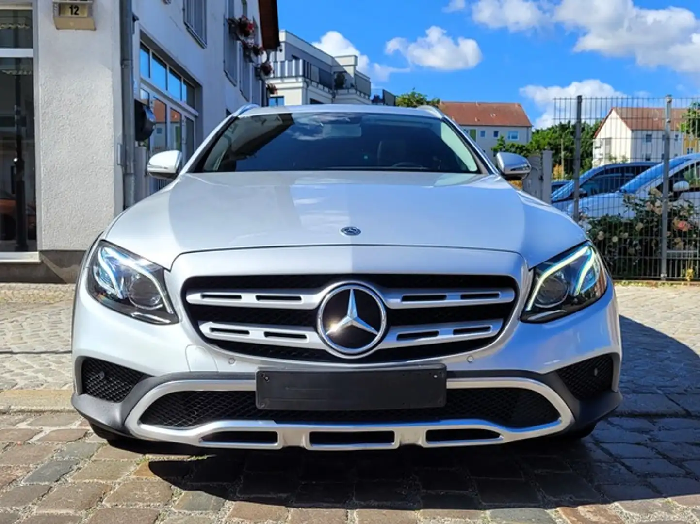 Mercedes-Benz E 350 d 4Matic All-Terrain TOTW LED KAM SITZHZG Silber - 2