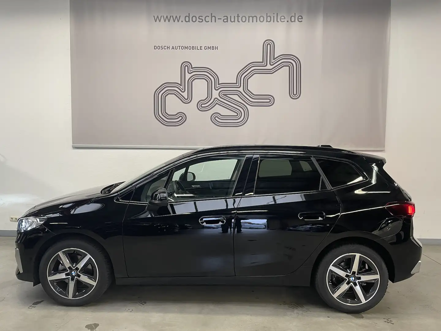 BMW 218 iA Luxury Line/PANO/T-LEDER/Dr. Assist/ Schwarz - 2