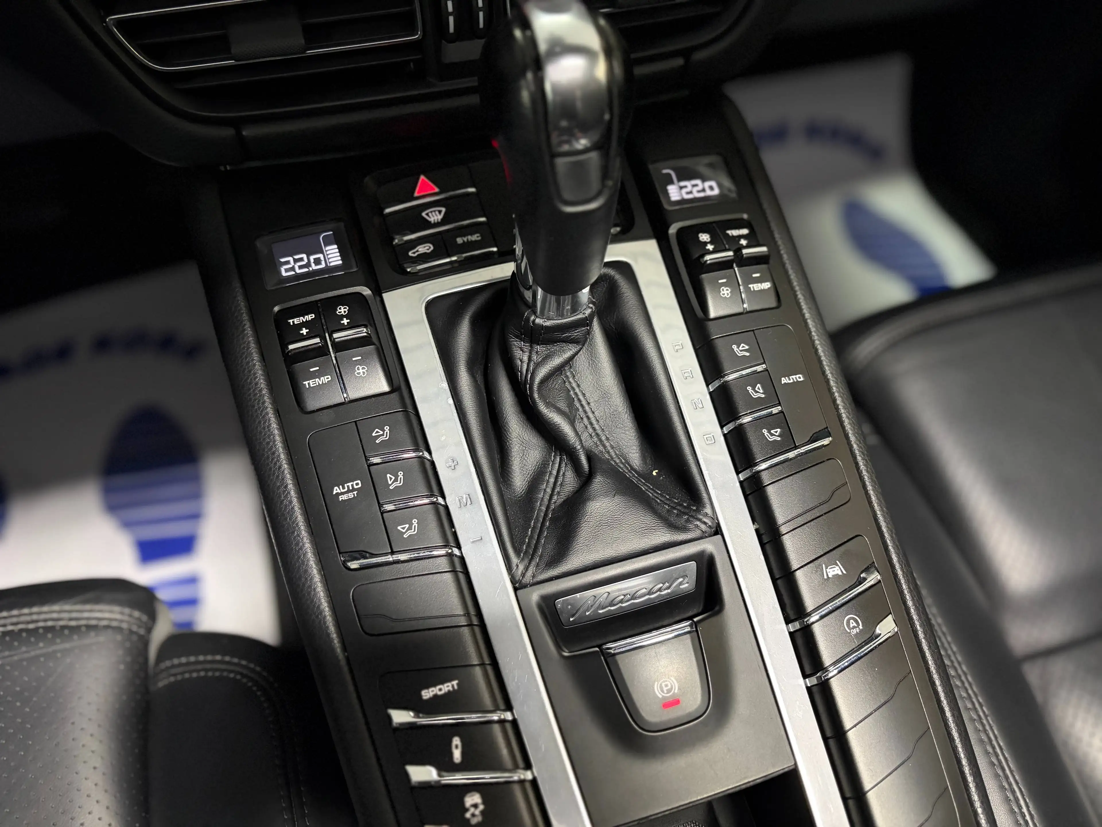 Porsche Macan S 3.0 V6 BiTurbo PDK //TOIT OUVRANT CUIR//NAVI//CUIR — photo 11
