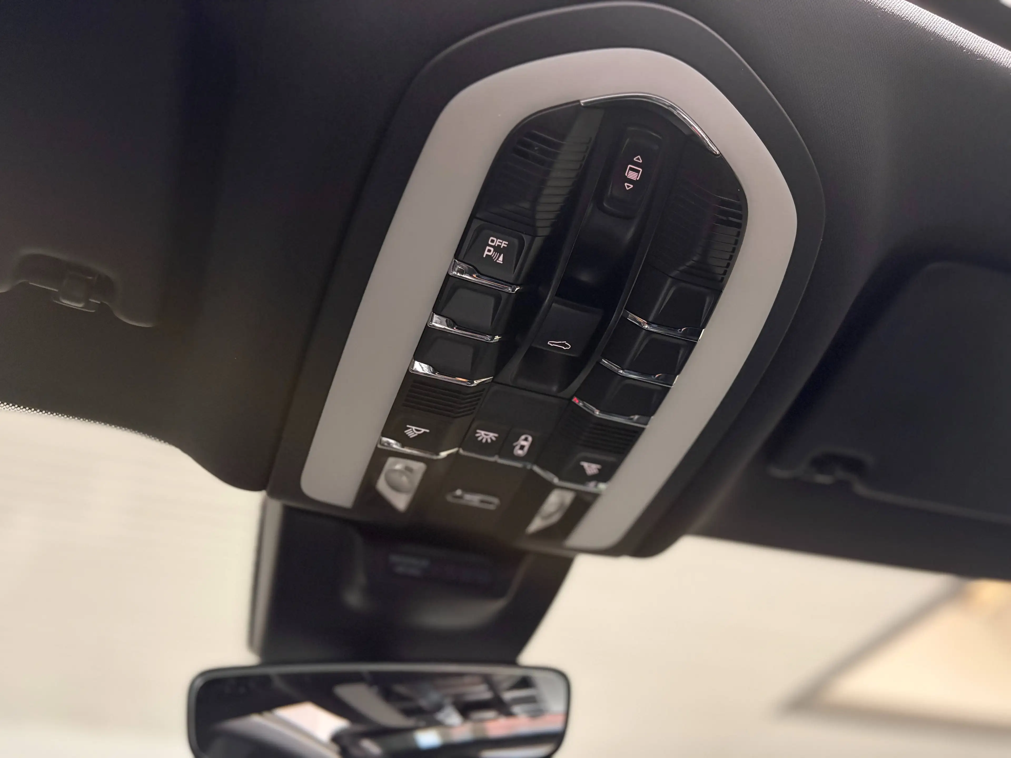 Porsche Macan S 3.0 V6 BiTurbo PDK //TOIT OUVRANT CUIR//NAVI//CUIR — photo 12