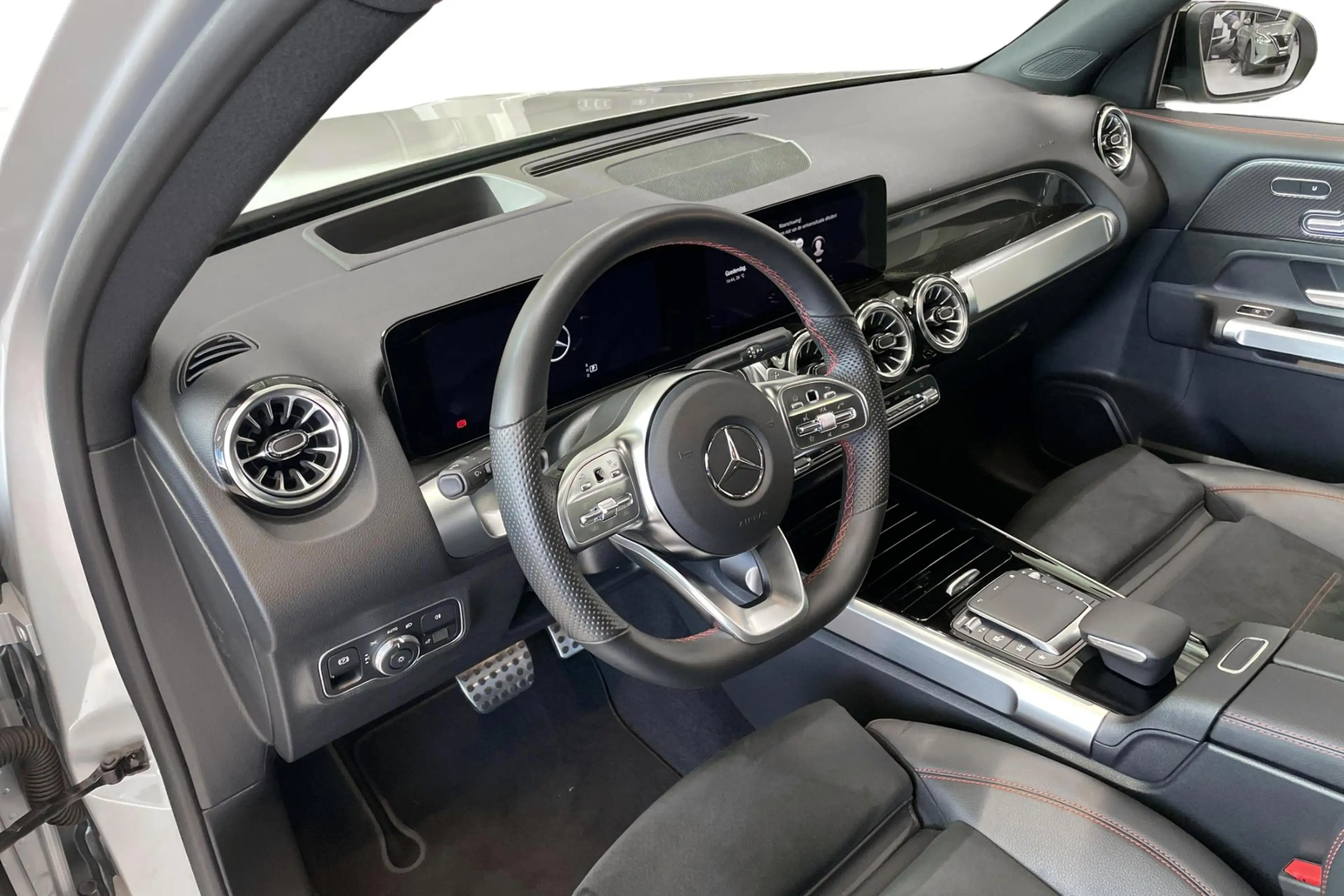Mercedes-Benz GLB 180 GLB Luxury Line 7 Plaatsen ! — photo 11