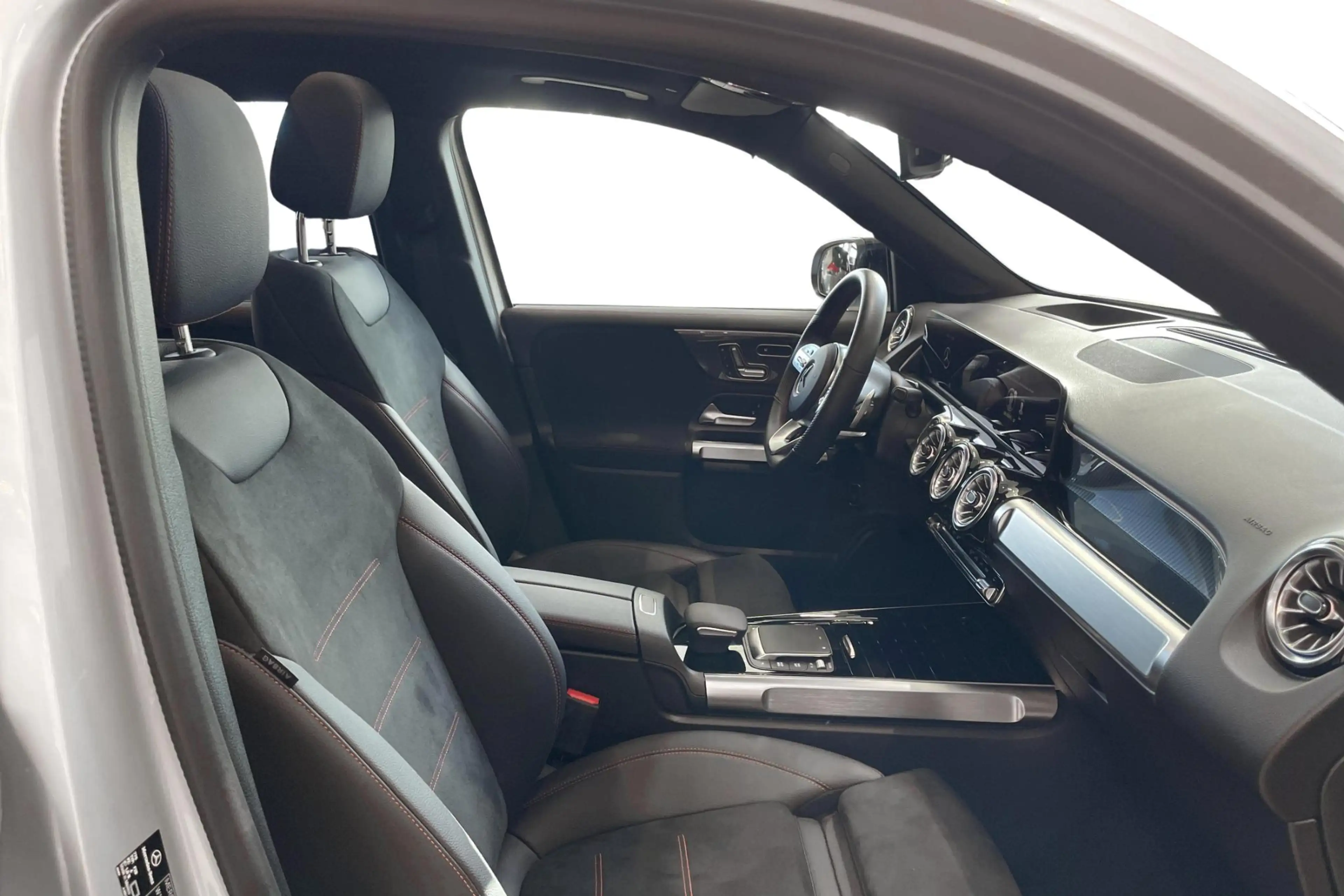 Mercedes-Benz GLB 180 GLB Luxury Line 7 Plaatsen ! — photo 6