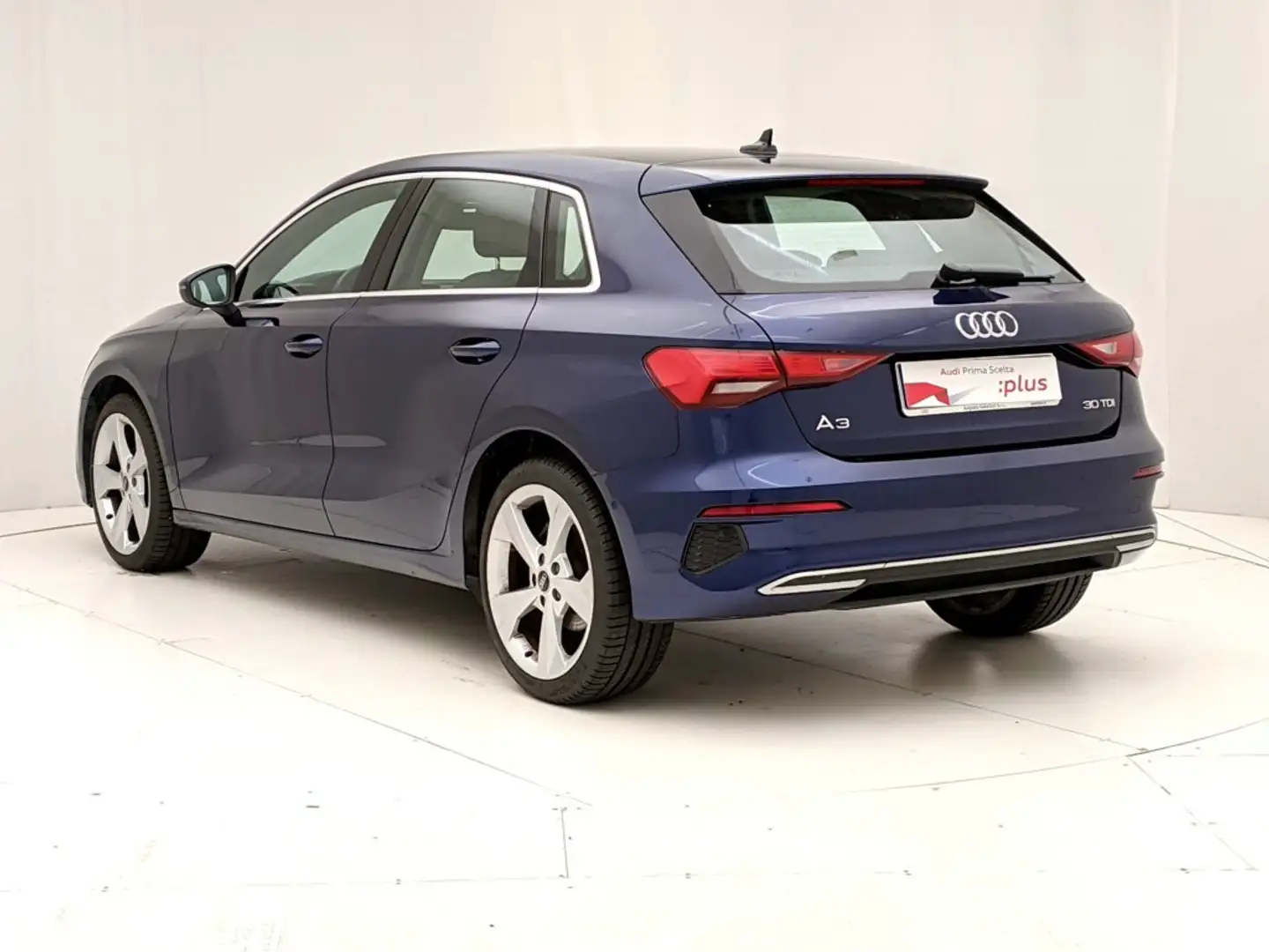 Audi A3 SPB 30 TDI S tronic Business Advanced Blau - 2