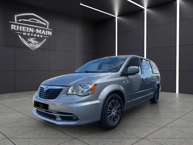Lancia Voyager 2.8 Multijet S Elektrische Türen