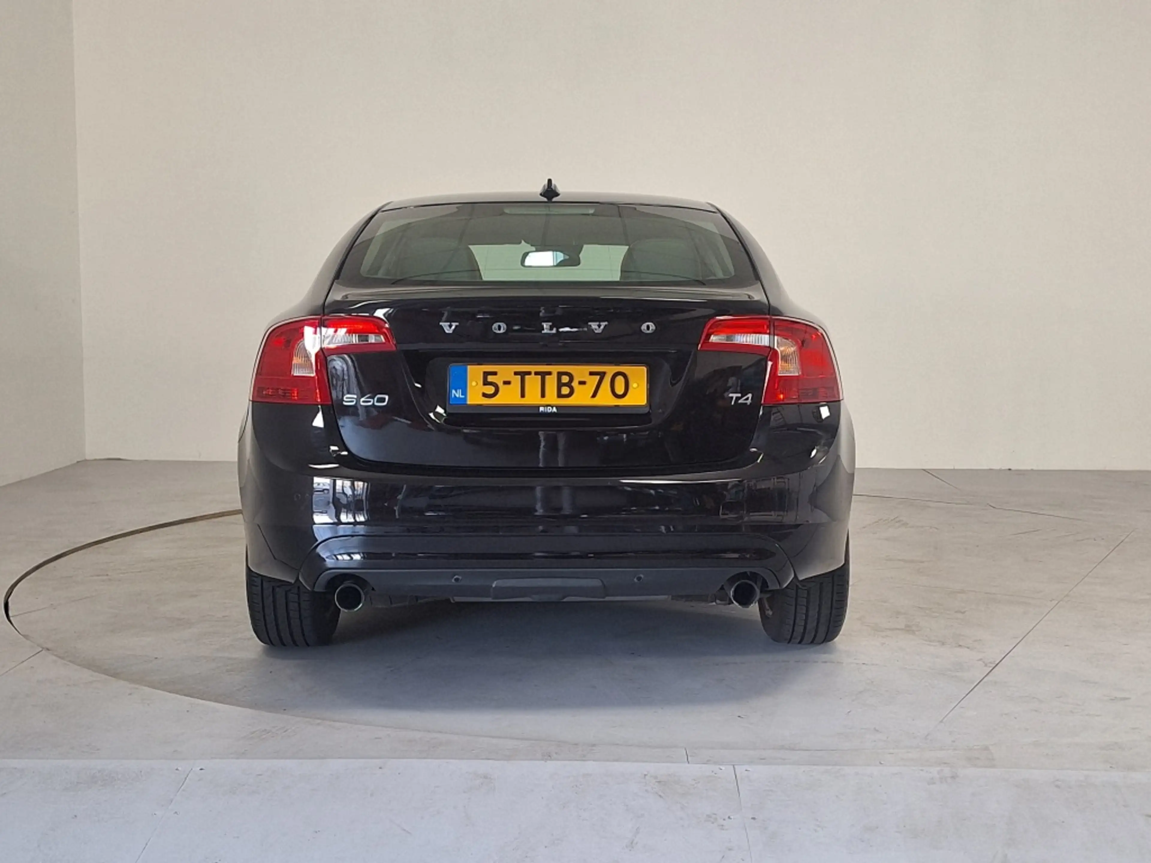 Volvo S60 1.6 T4 Summum|1e eigenaar|Lage Km stand|Dealer Ond — photo 3