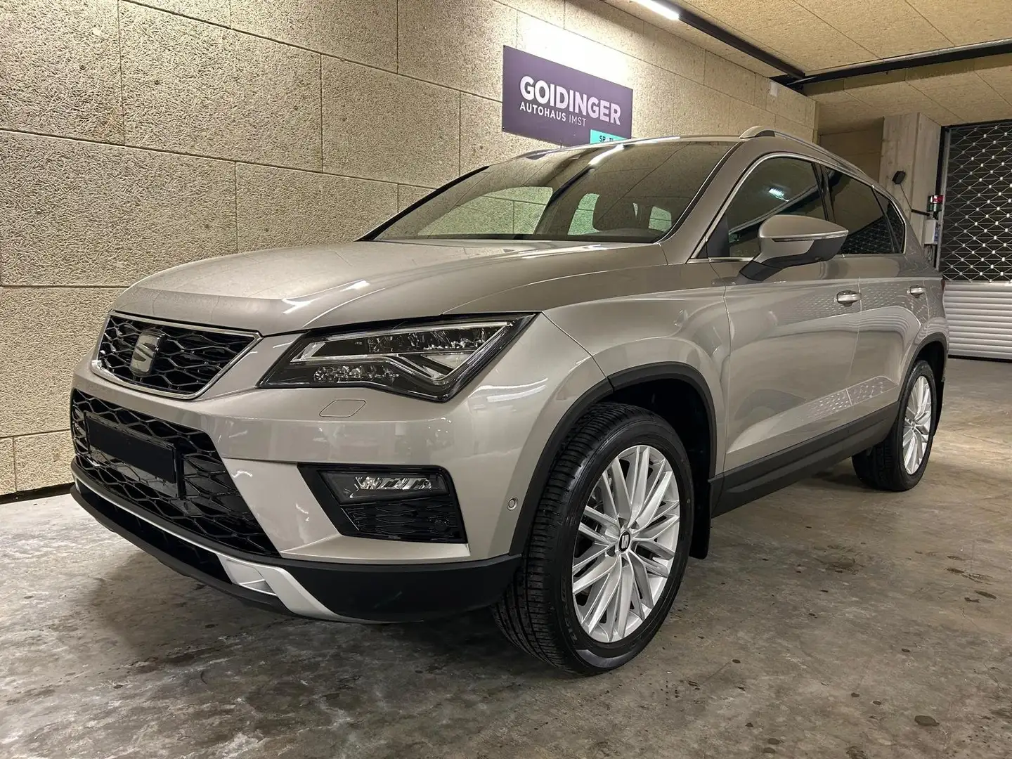 SEAT Ateca Xcellence 4Drive 2.0TDI DSG #Allrad Beige - 1