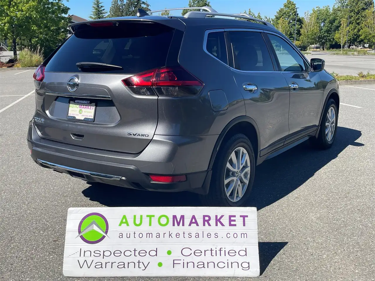 Nissan Rogue снимка Nissan Rogue