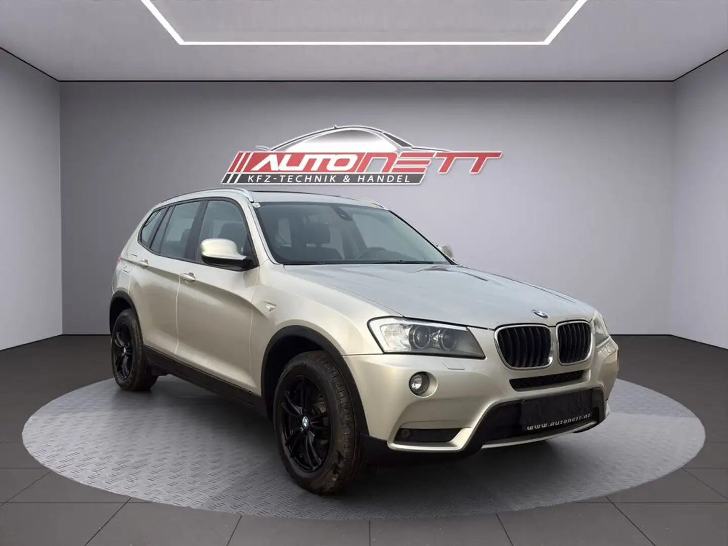 BMW X3 xDrive 20d Silber - 1