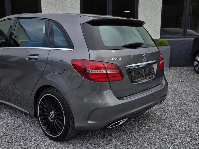 Mercedes-Benz B Class view 6