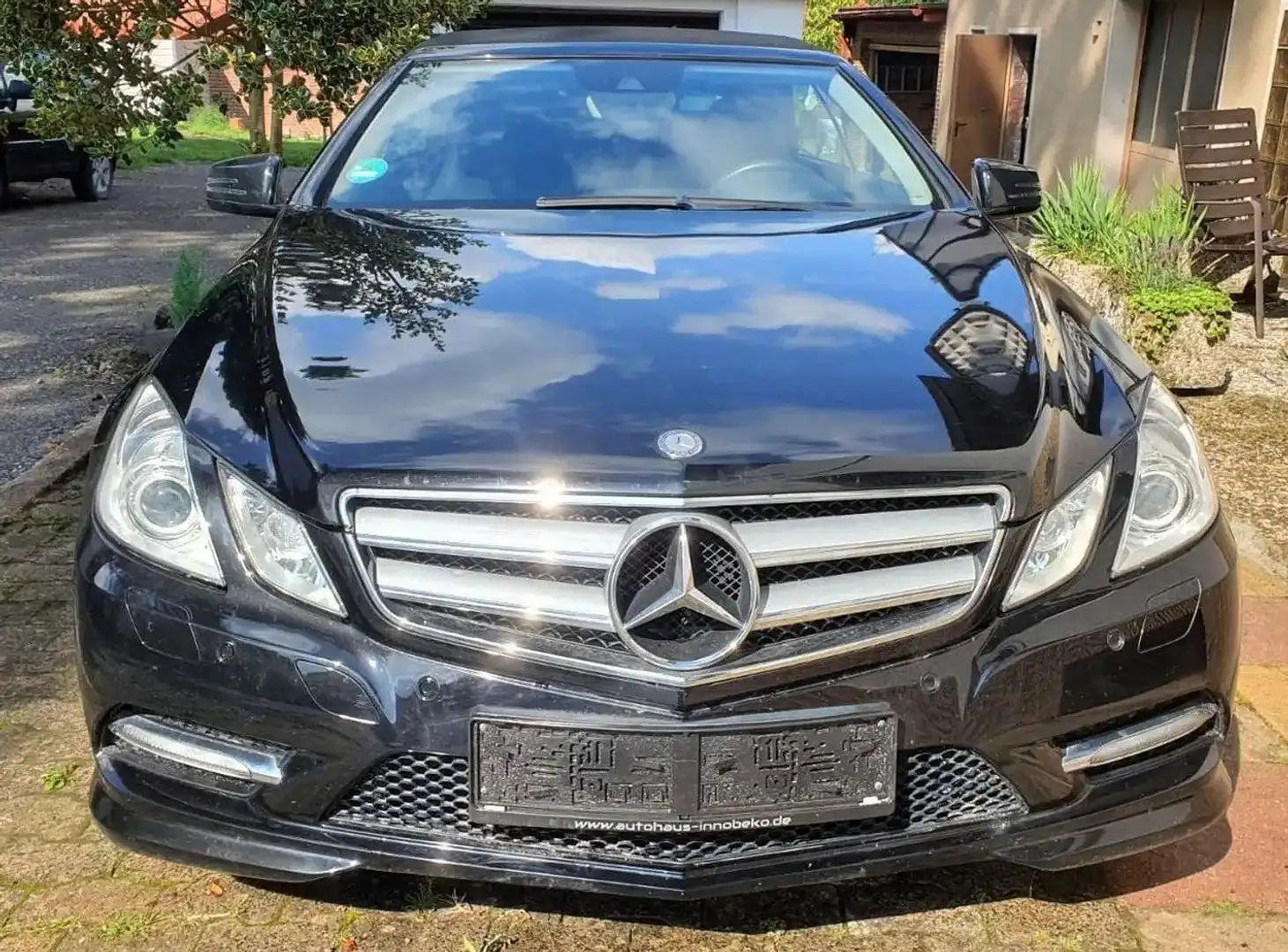 Mercedes-Benz E 250 Cabrio BlueEFFICIENCY 7G-TRONIC Elegance Schwarz - 2