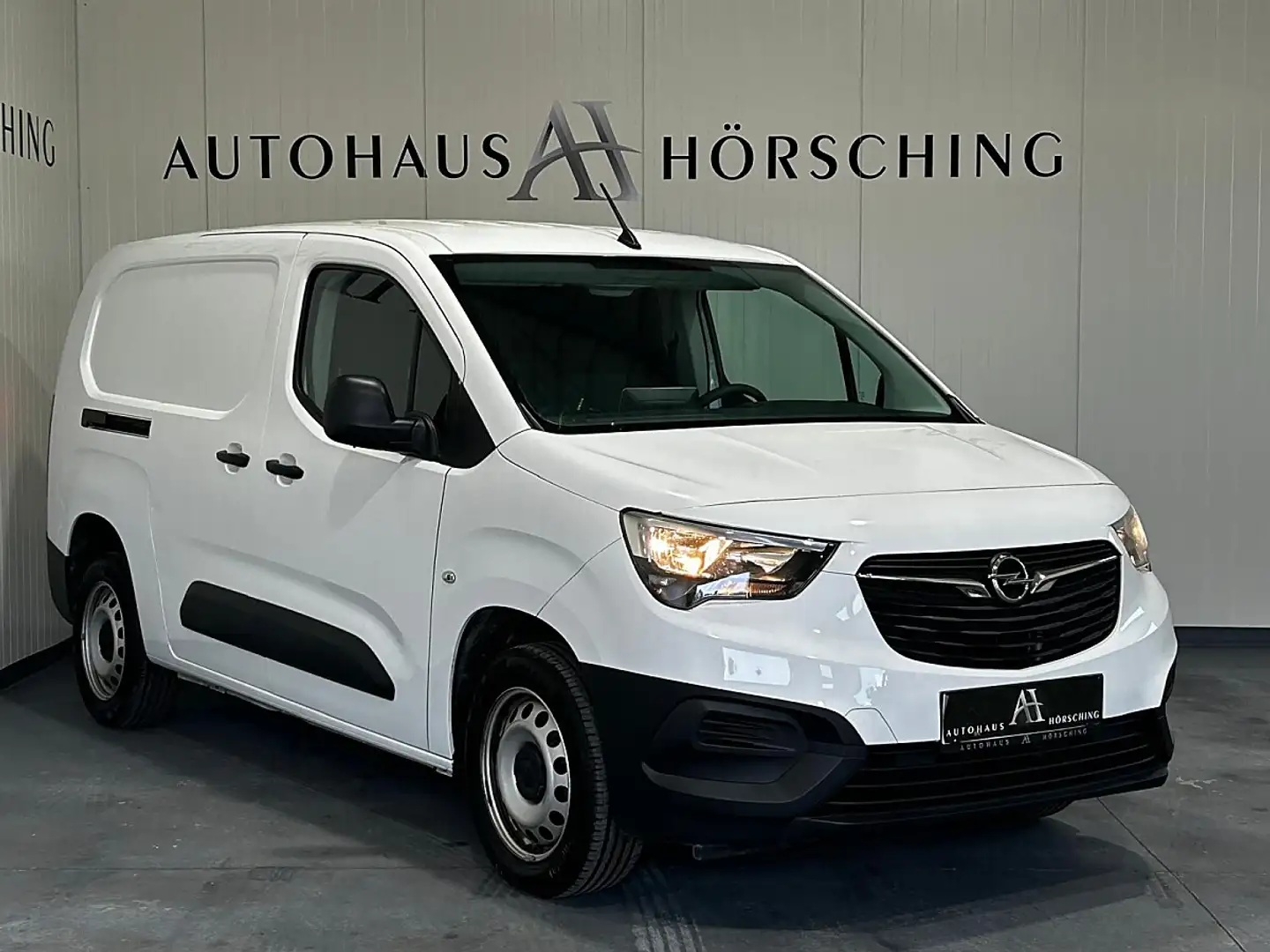 Opel Combo Combo XL 1,5 CDTI Dynamic Weiß - 1