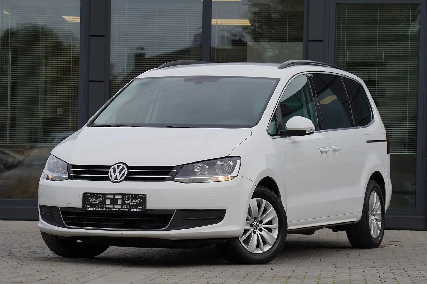 Volkswagen Sharan Comfortline BMT *MIT 2 JAHRE GARANTIE !!! Beyaz - 1