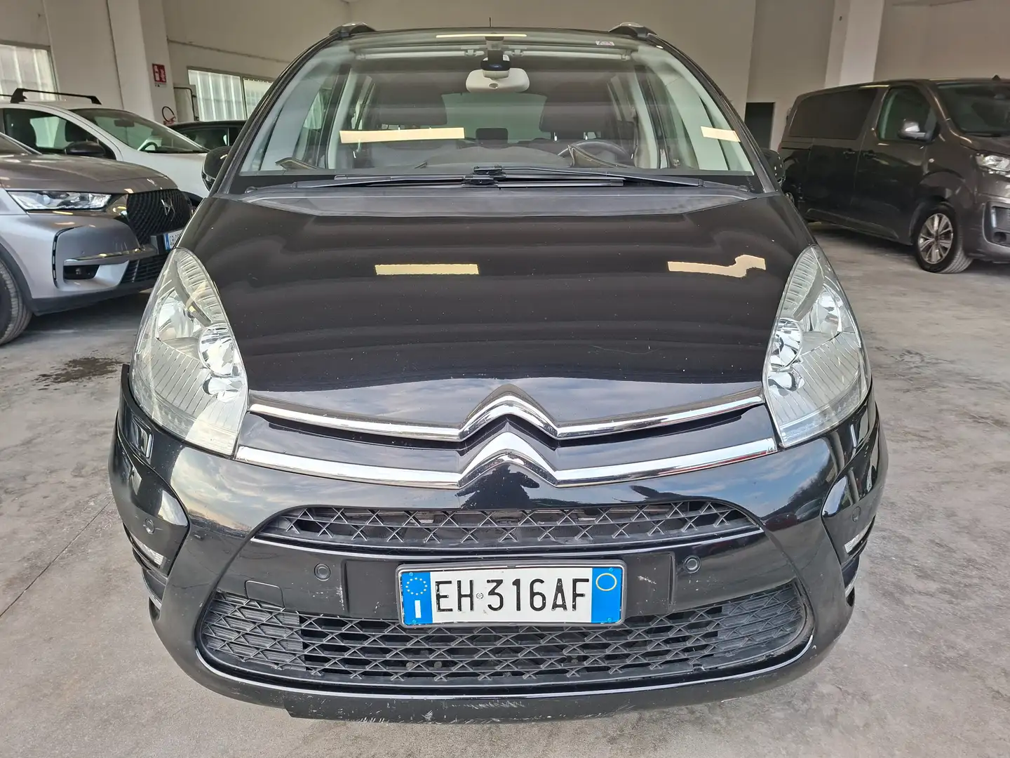 Citroen Grand C4 Picasso 2.0 HDI / 7POSTI / AUTOMATICO Schwarz - 2