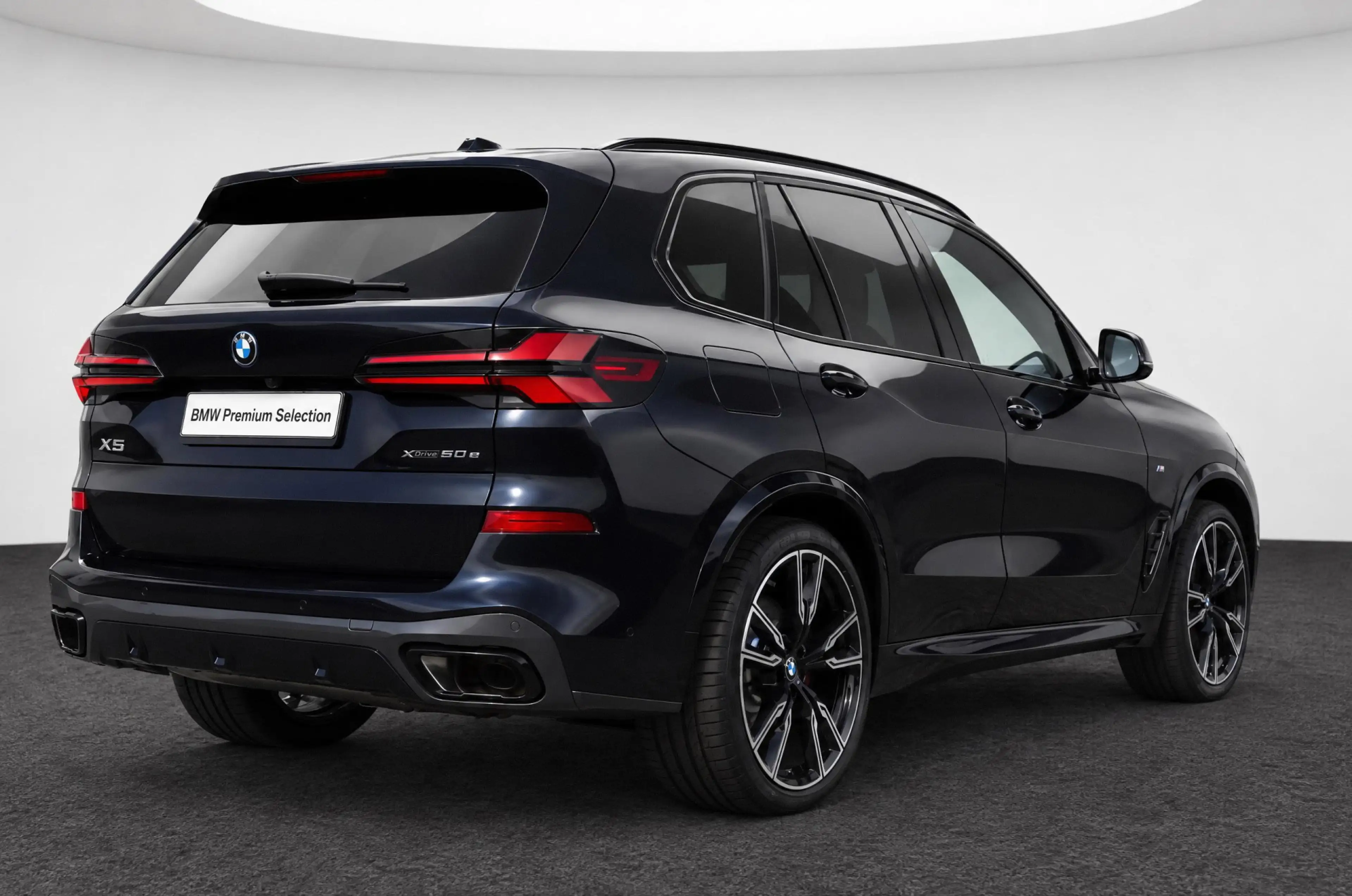 BMW X5 xDrive50e M Sport Automaat / Panoramadak / Trekhaa — photo 2