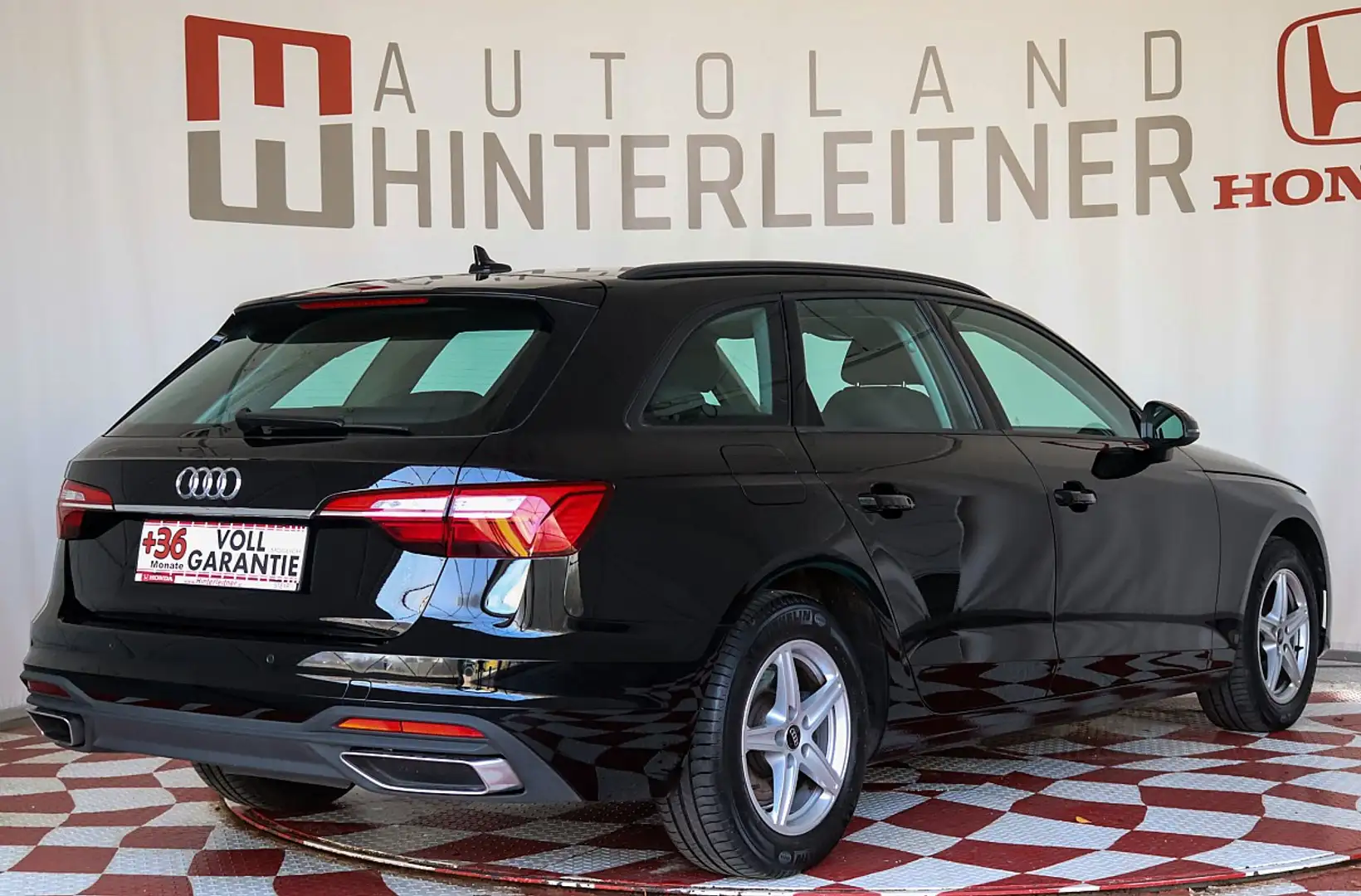 Audi A4 Avant 35 TDI S-tronic / NAVI / PDC / MASSAGESITZE Schwarz - 2
