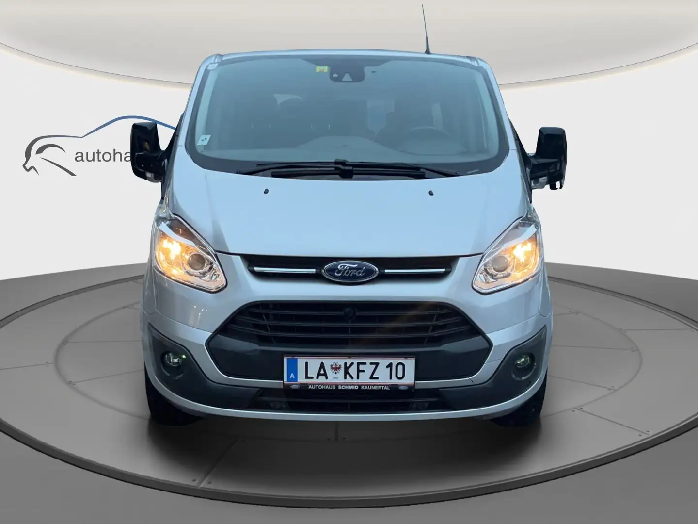 Ford Tourneo Custom L2 Trend 9-Sitzer srebrna - 2