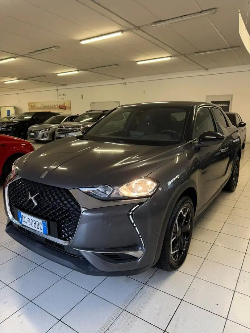 DS Automobiles Sonstige BlueHDi 130 aut. So Chic Grau - 2