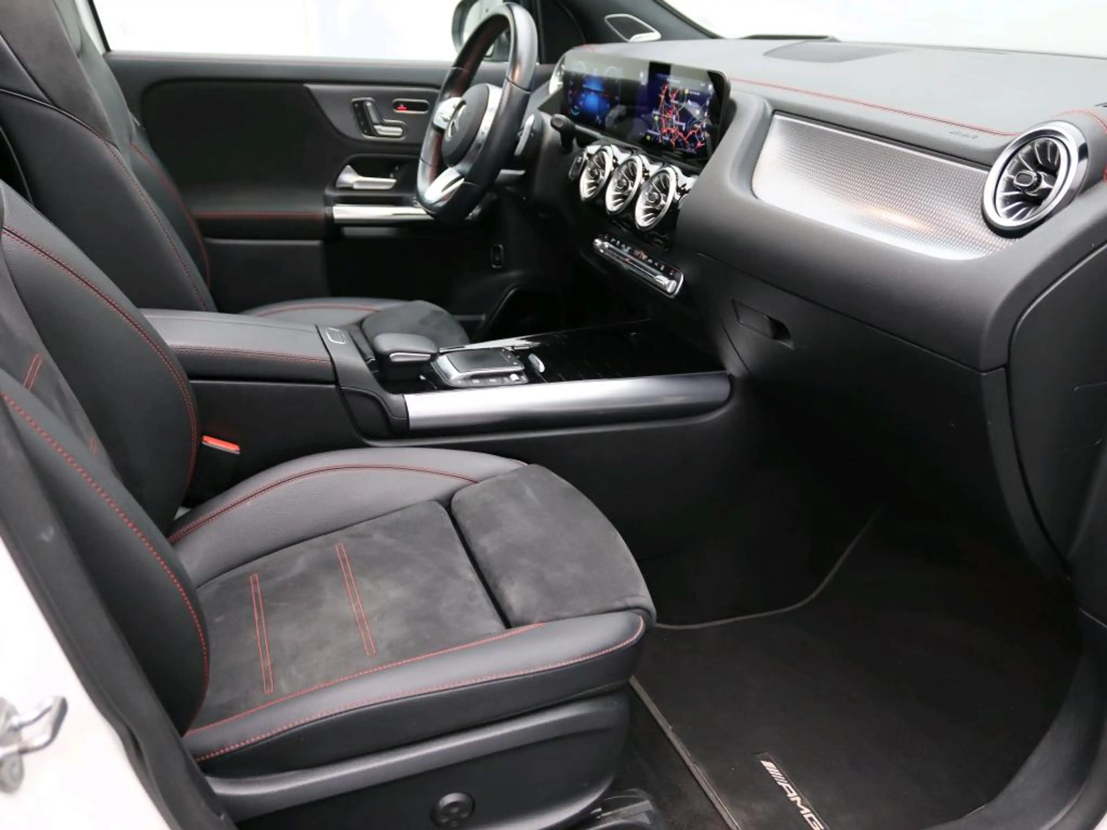 Mercedes-Benz EQA 250 AMG Nightpakket 67 kWh | Panoramadak | Trekhaak | — photo 5