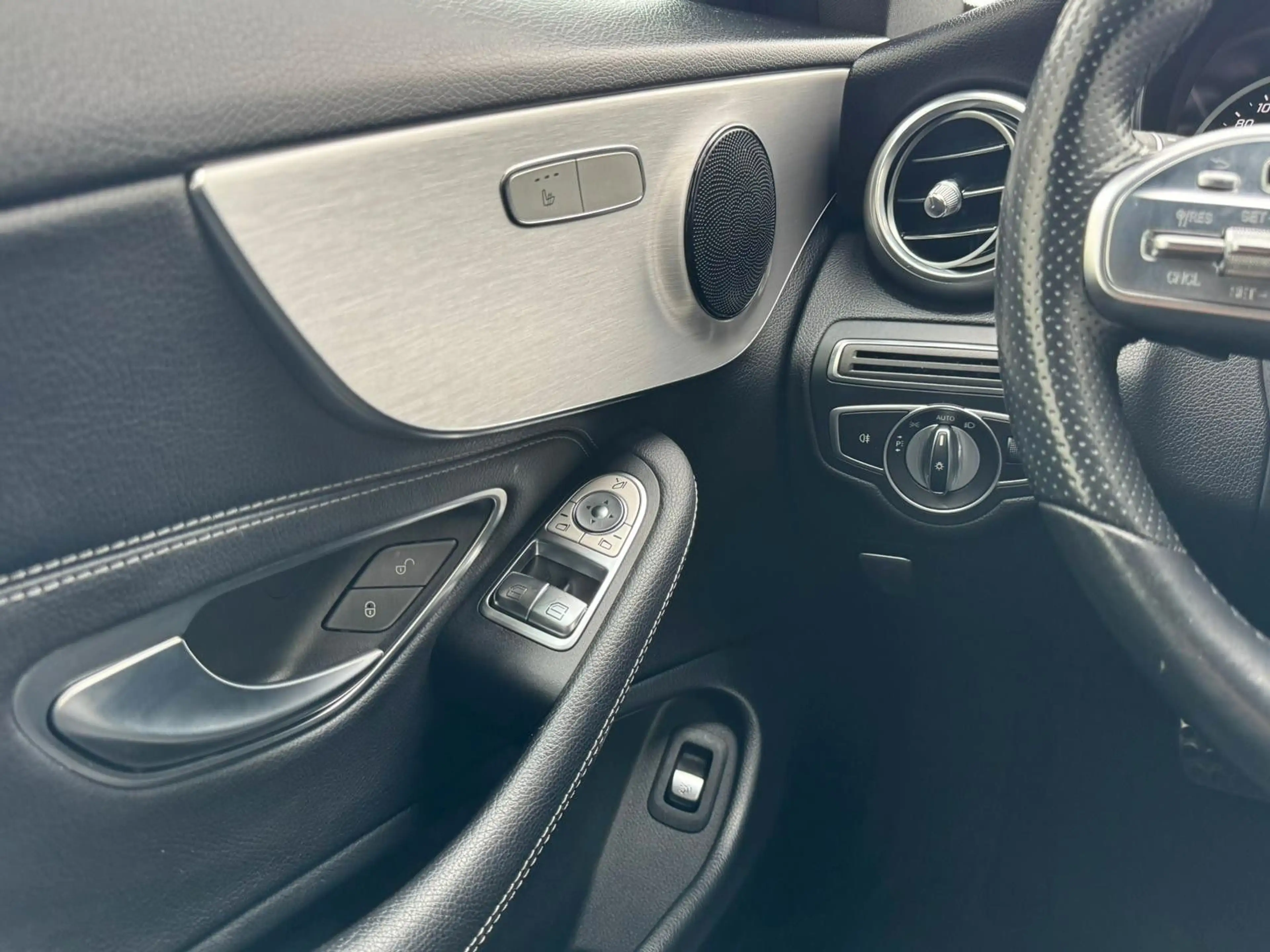 Mercedes-Benz C 400 C400 4M Coupe AMG R-KAMERA LED CARPLAY NIGHT SHZ — photo 15