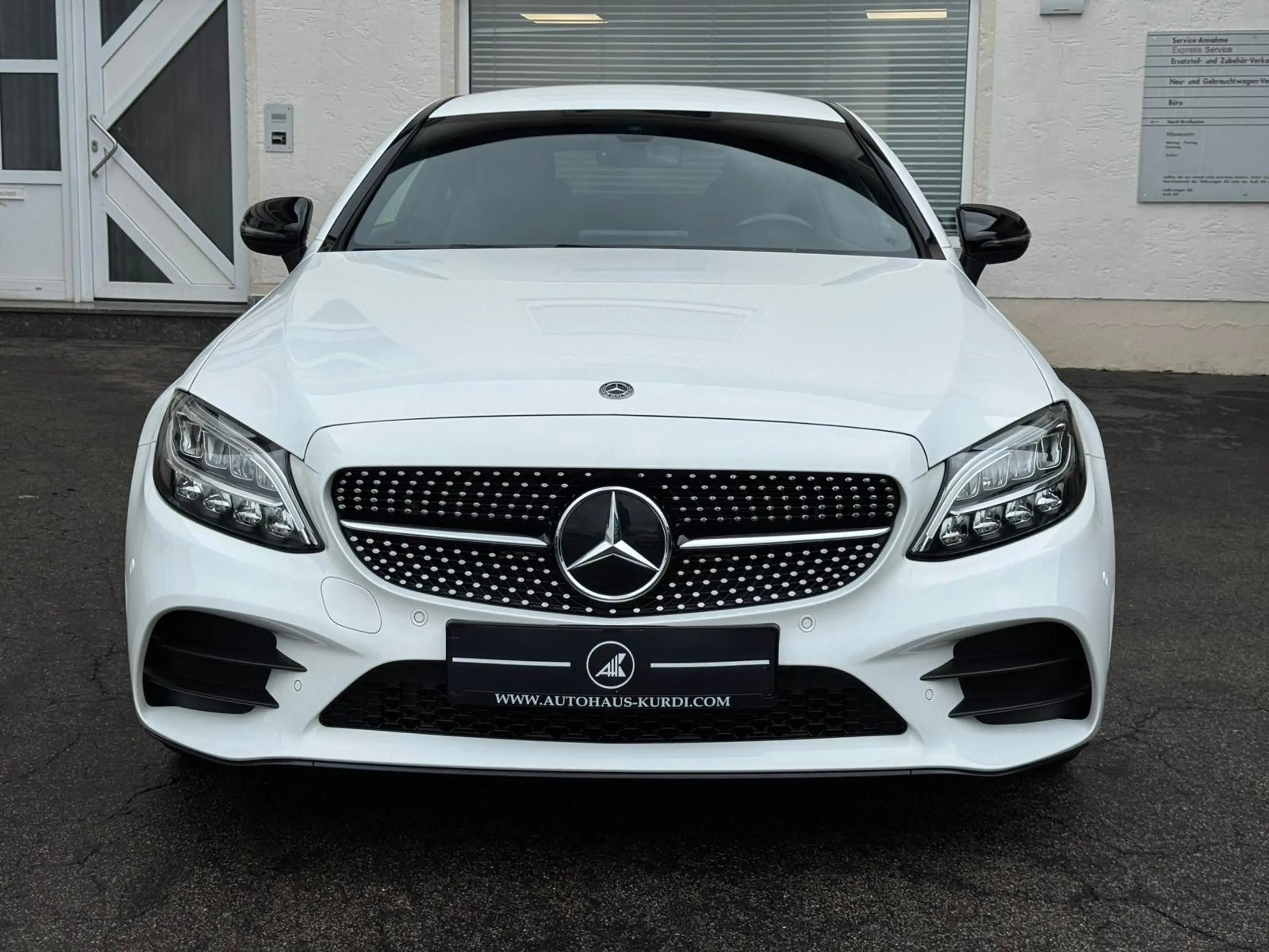 Mercedes-Benz C 400 C400 4M Coupe AMG R-KAMERA LED CARPLAY NIGHT SHZ — photo 3