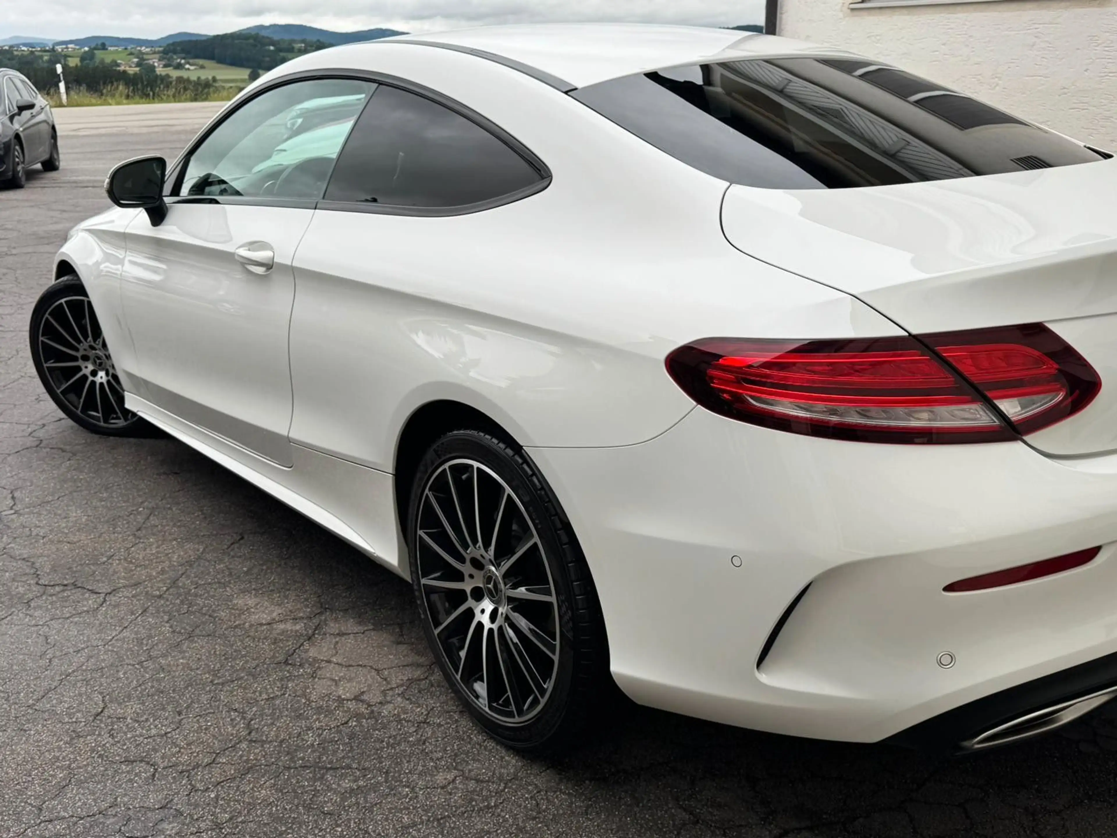Mercedes-Benz C 400 C400 4M Coupe AMG R-KAMERA LED CARPLAY NIGHT SHZ — photo 11