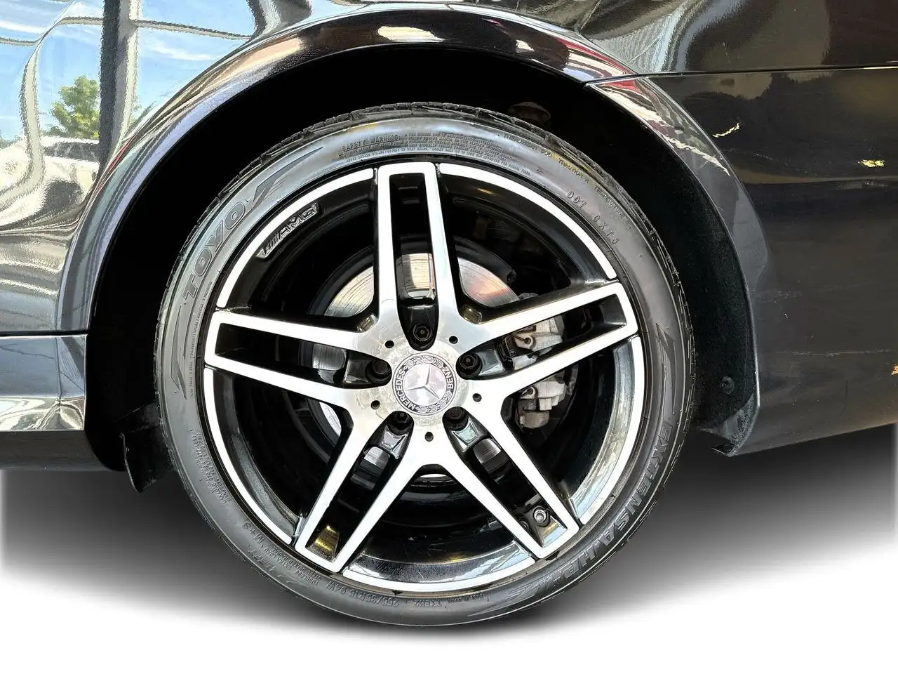 Mercedes-Benz E-Class photo Mercedes-Benz E-Class